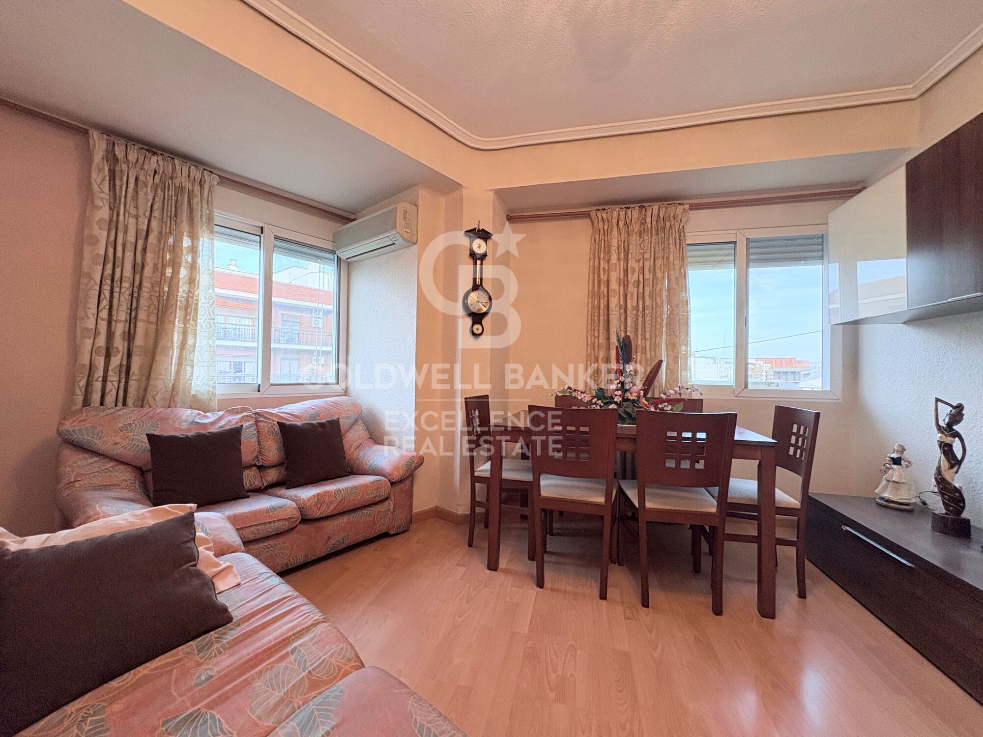 Gemütliches Wohnung mit Terrasse und freiem Blick in Exposición