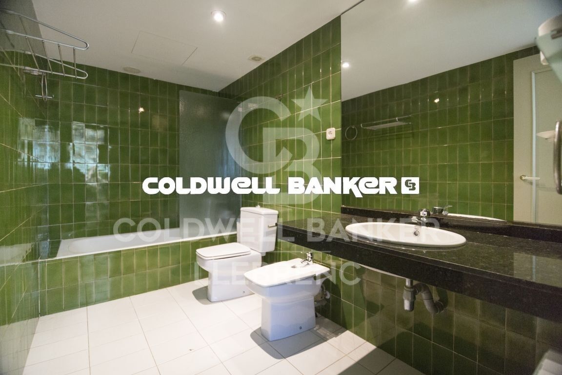 Wonderful house for sale in Vallvidrera with views of Barcelona, a large garden and pool