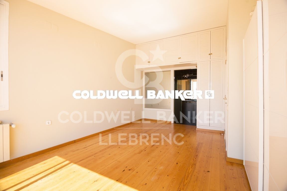 Wonderful house for sale in Vallvidrera with views of Barcelona, a large garden and pool