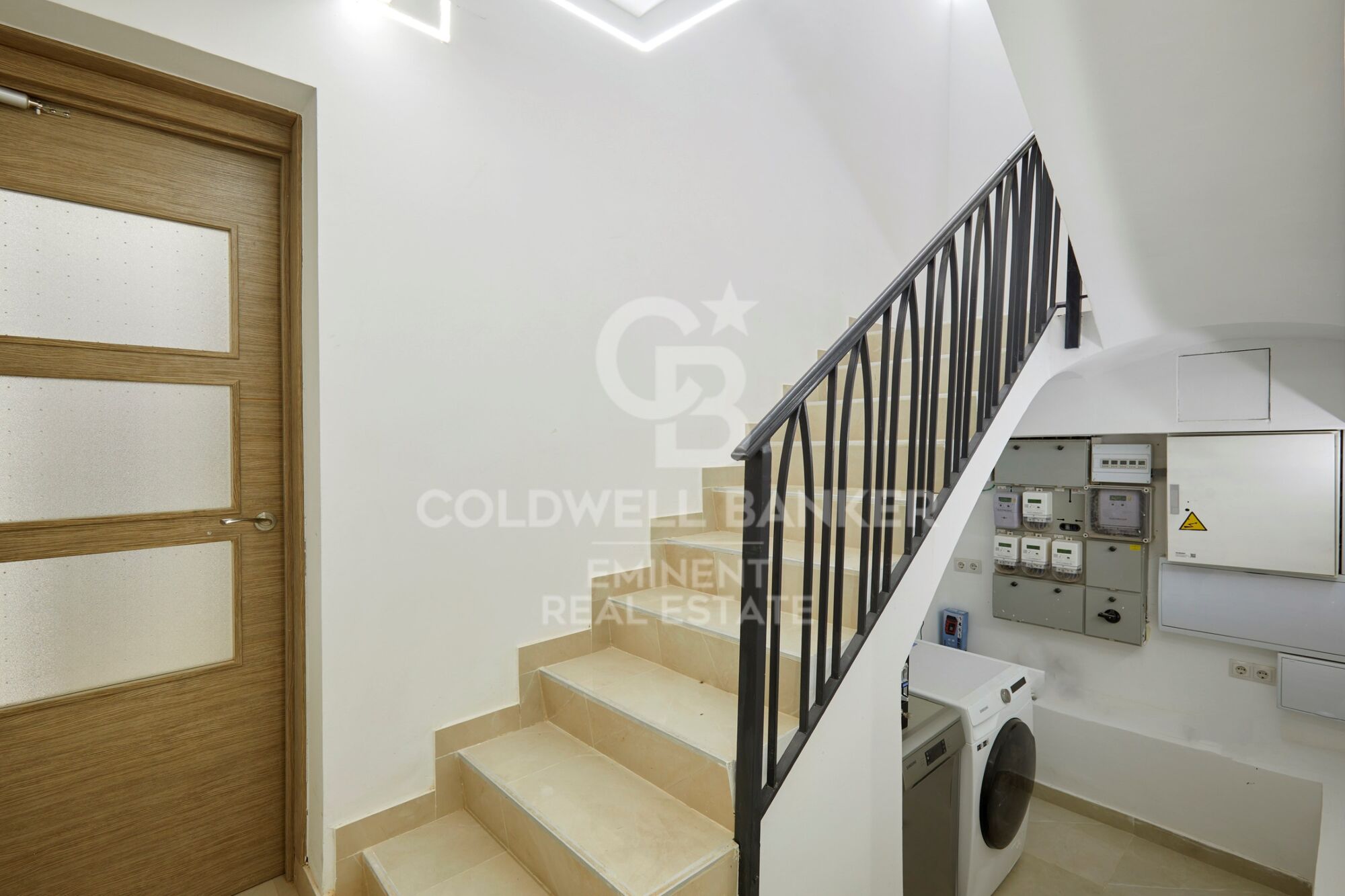 Edificio reformado de 500m² con 17 estudios y terrazas privadas en El Bon Pastor