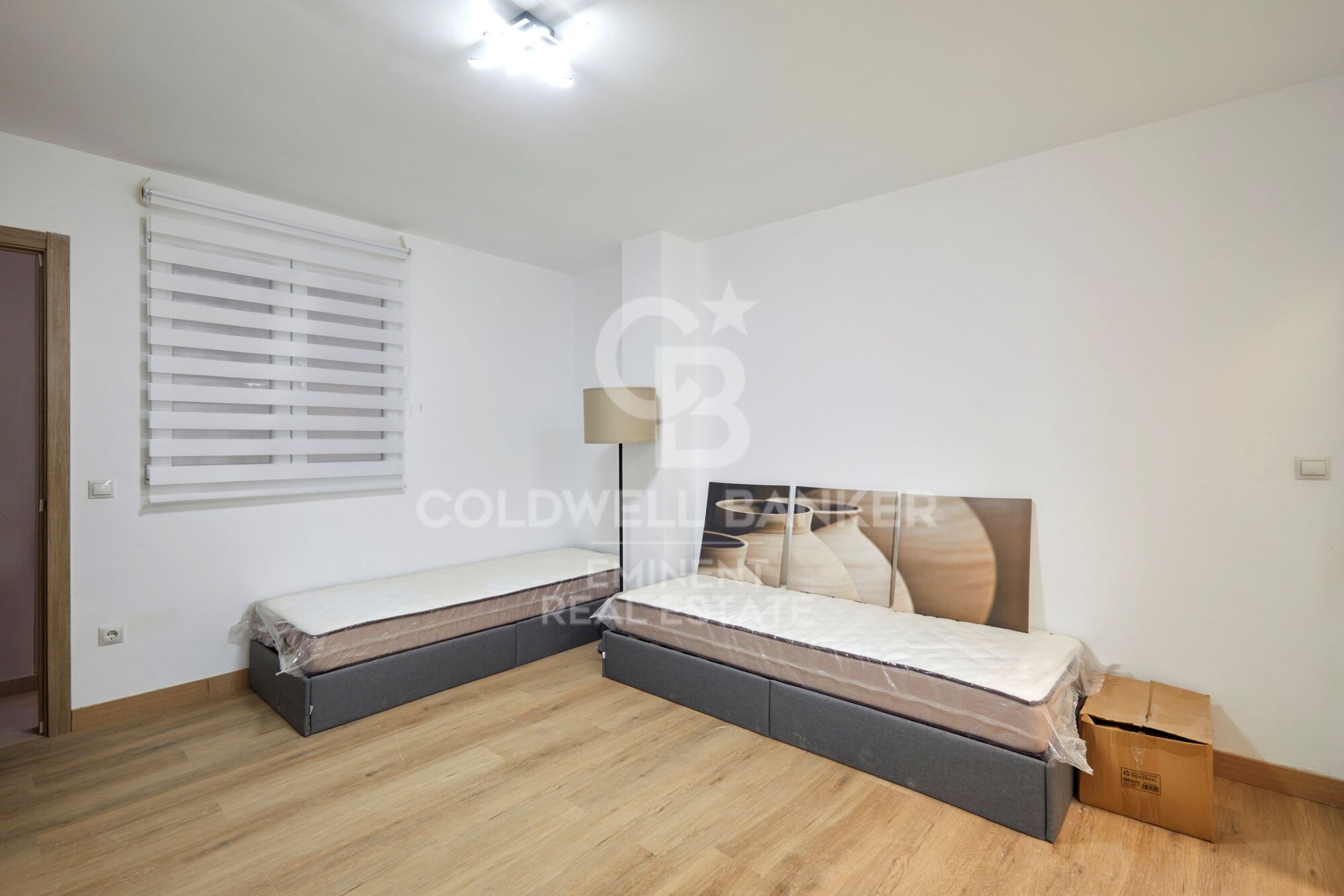 Edificio reformado de 500m² con 17 estudios y terrazas privadas en El Bon Pastor