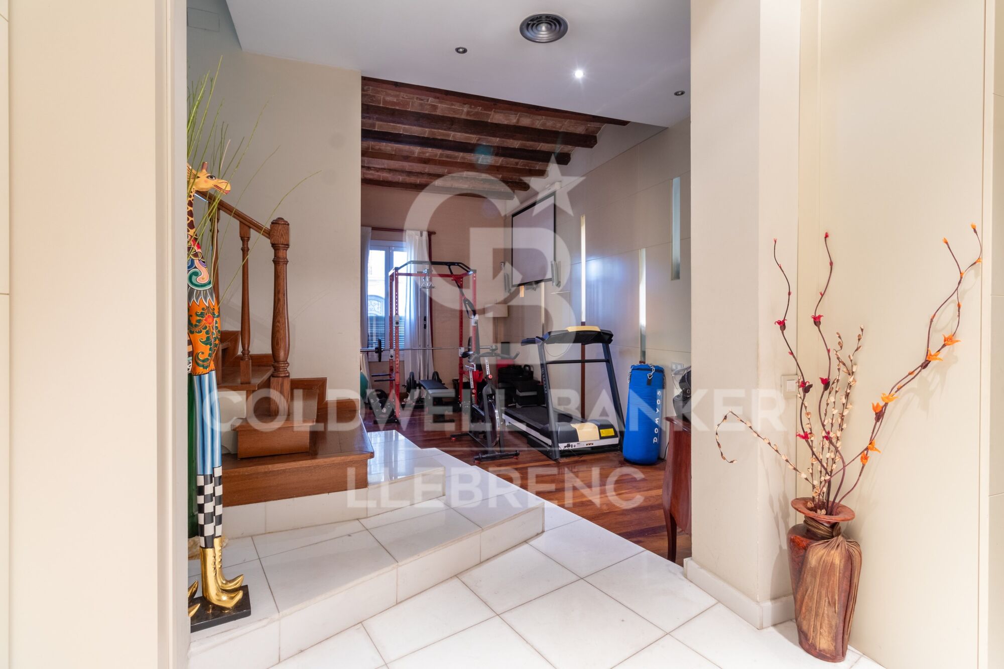 Exclusive modernist residence for sale in Tres Torres