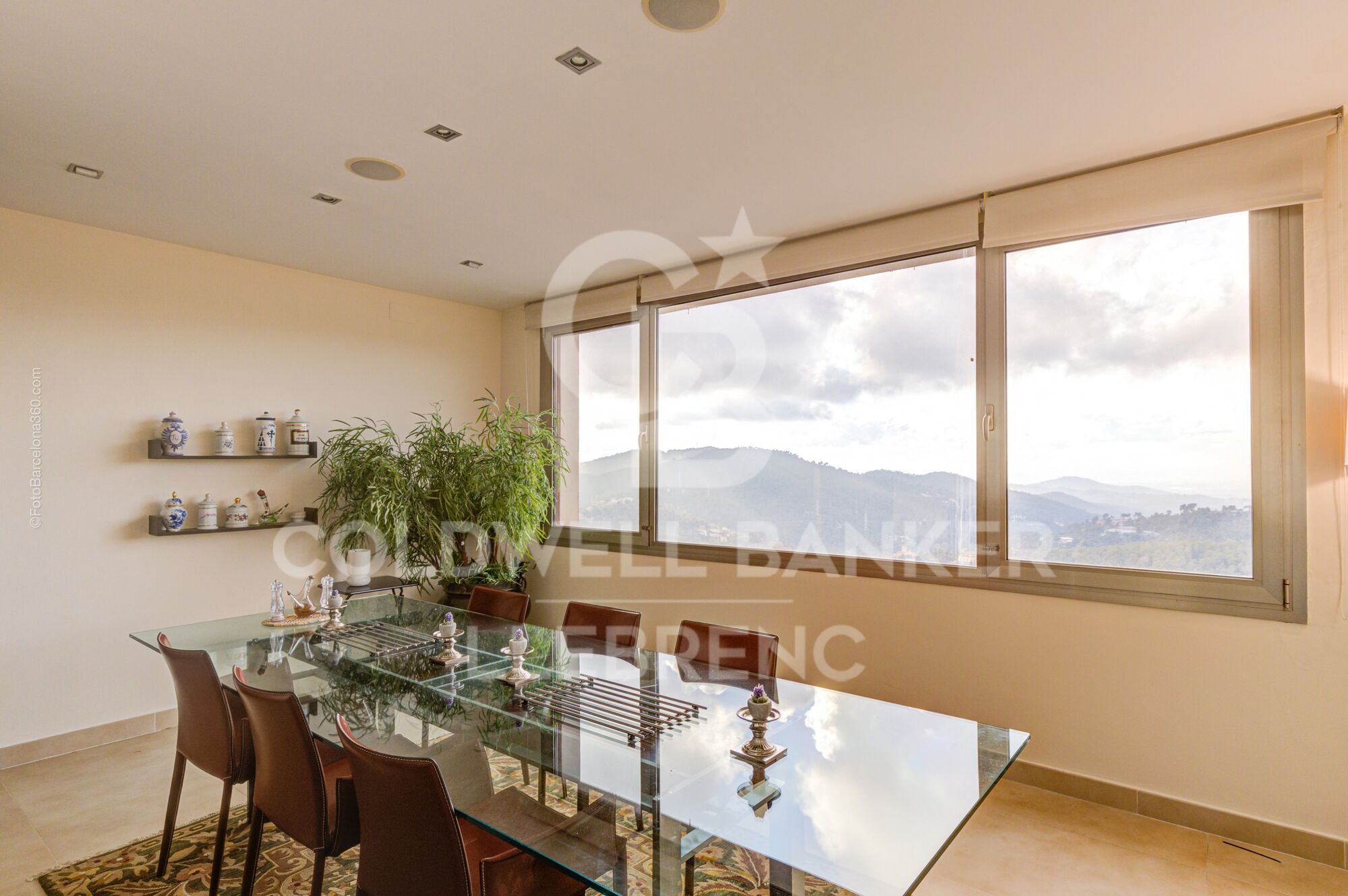 Spectacular house for sale and for rent in Vallvidrera with pool, garden and terraces