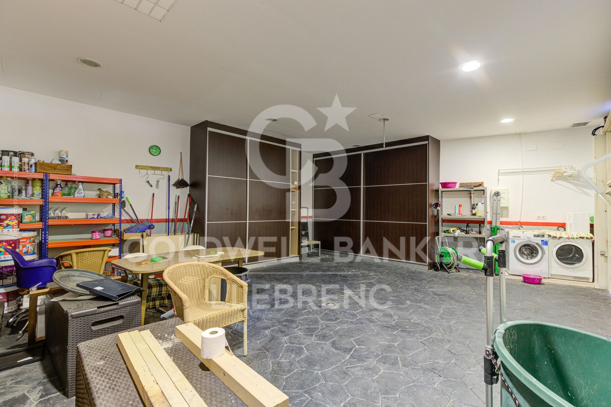 Spectacular house for sale and for rent in Vallvidrera with pool, garden and terraces