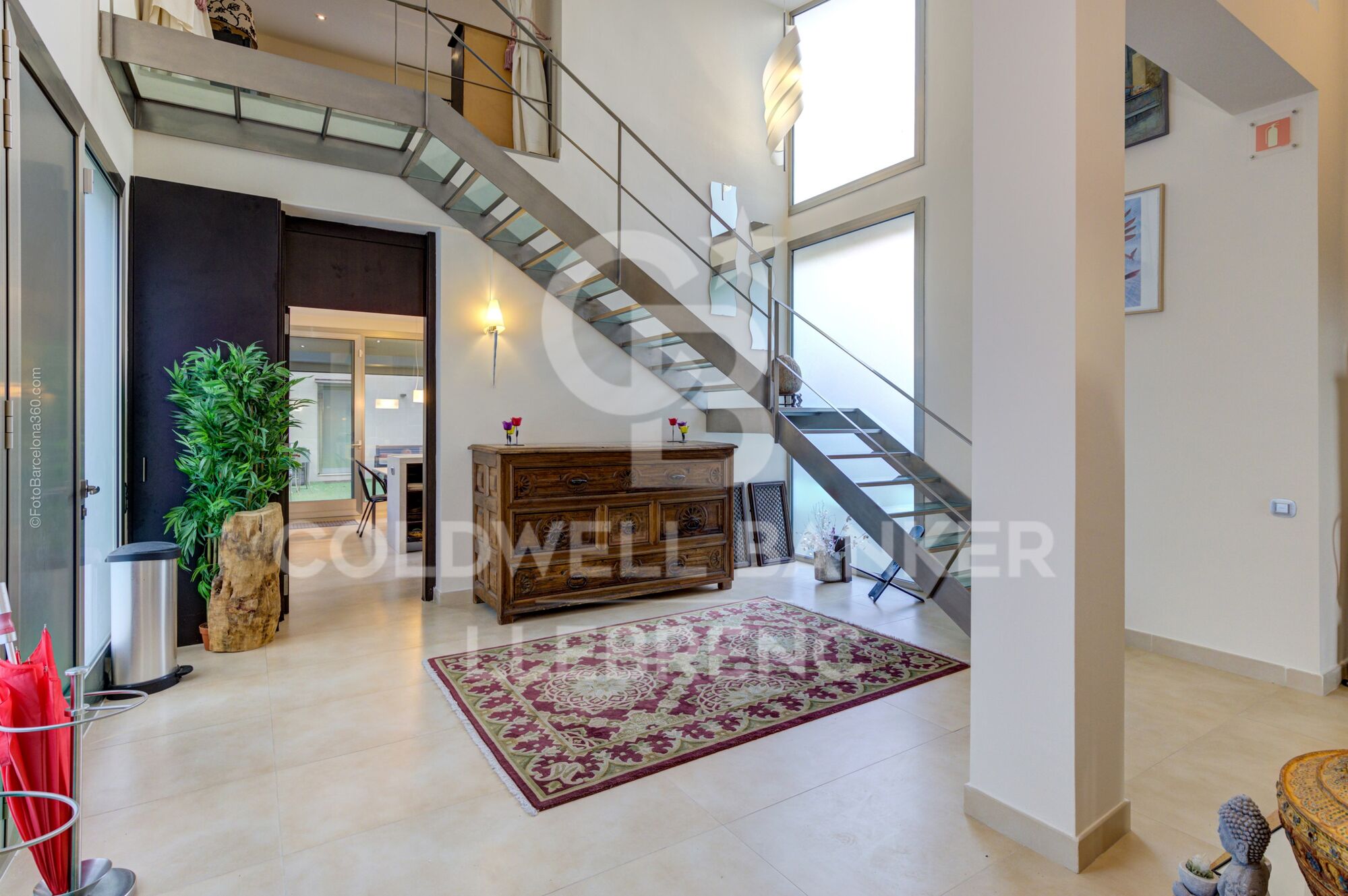 Spectacular house for sale and for rent in Vallvidrera with pool, garden and terraces