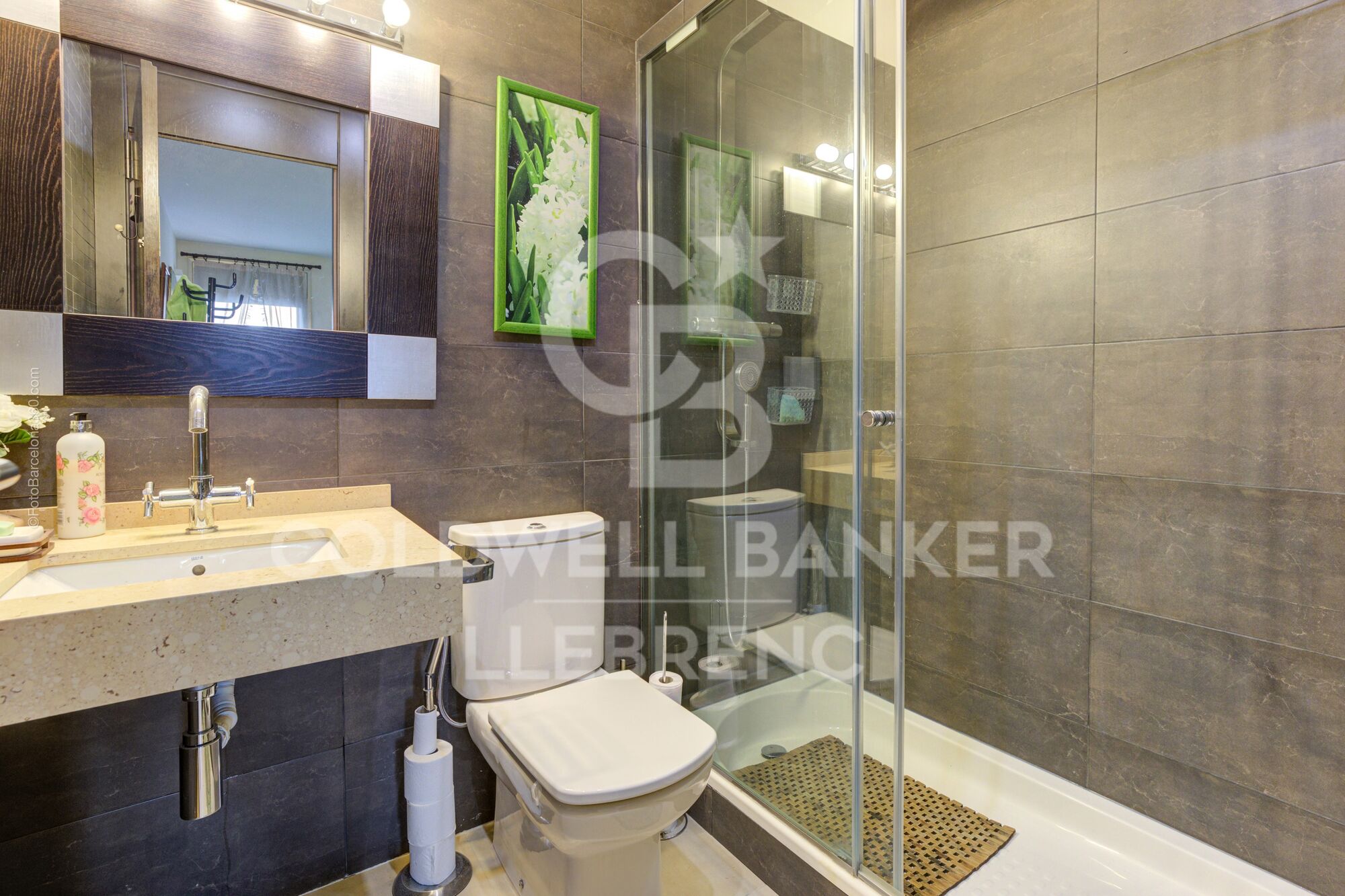 Spectacular house for sale and for rent in Vallvidrera with pool, garden and terraces