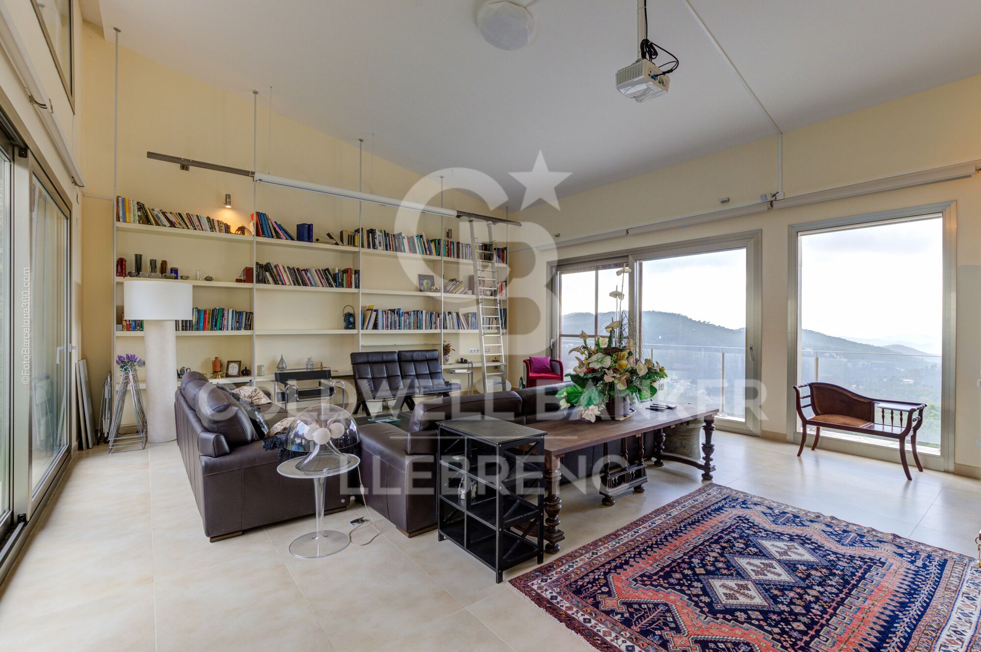 Maison spectaculaire à vendre/ louer à Vallvidrera avec piscine, jardin et terrasses
