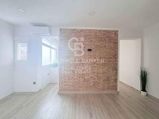 Einzug in Ihr neues Zuhause: eine mit hochwertigen Materialien renovierte 3-Zimmer-Wohnung.