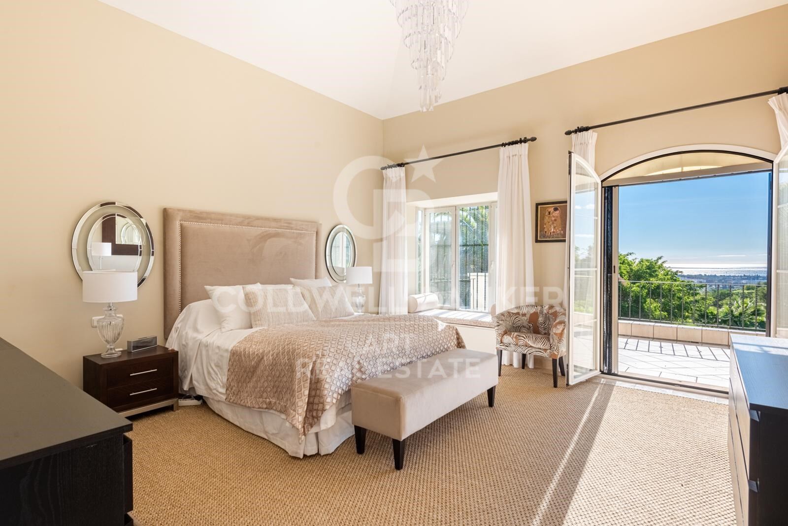 Elegante villa de estilo andaluz en Vega del Colorado, Benahavís