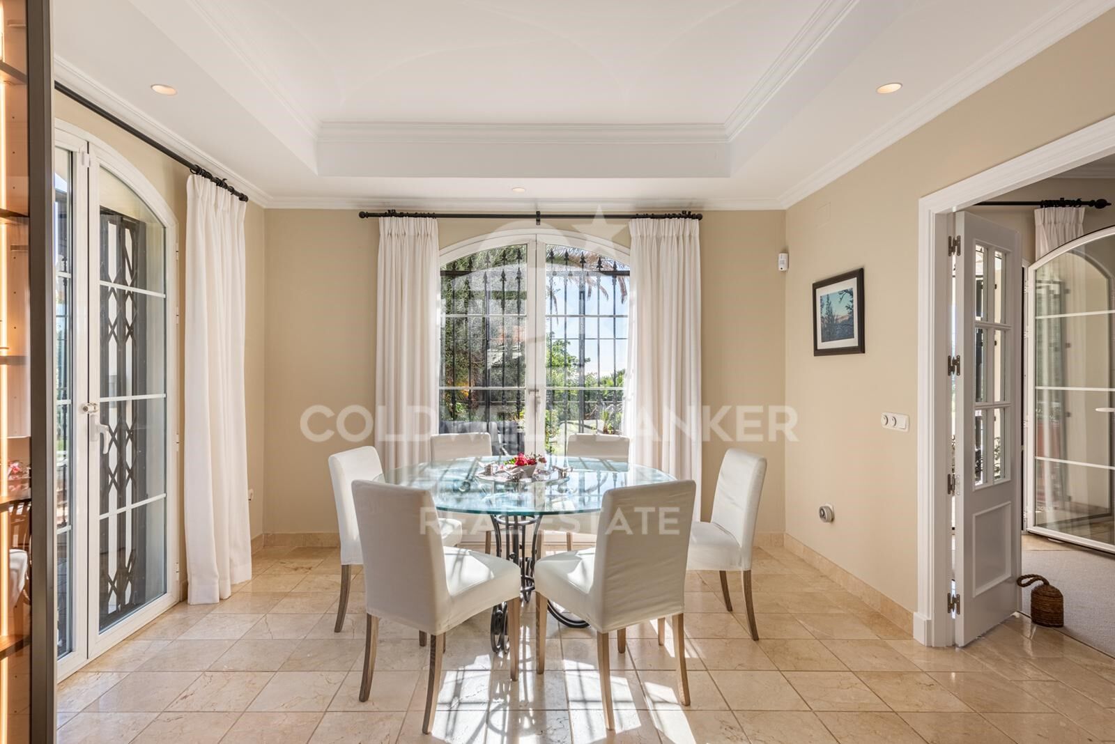 Elegant Andalusian-style villa in Vega del Colorado, Benahavís
