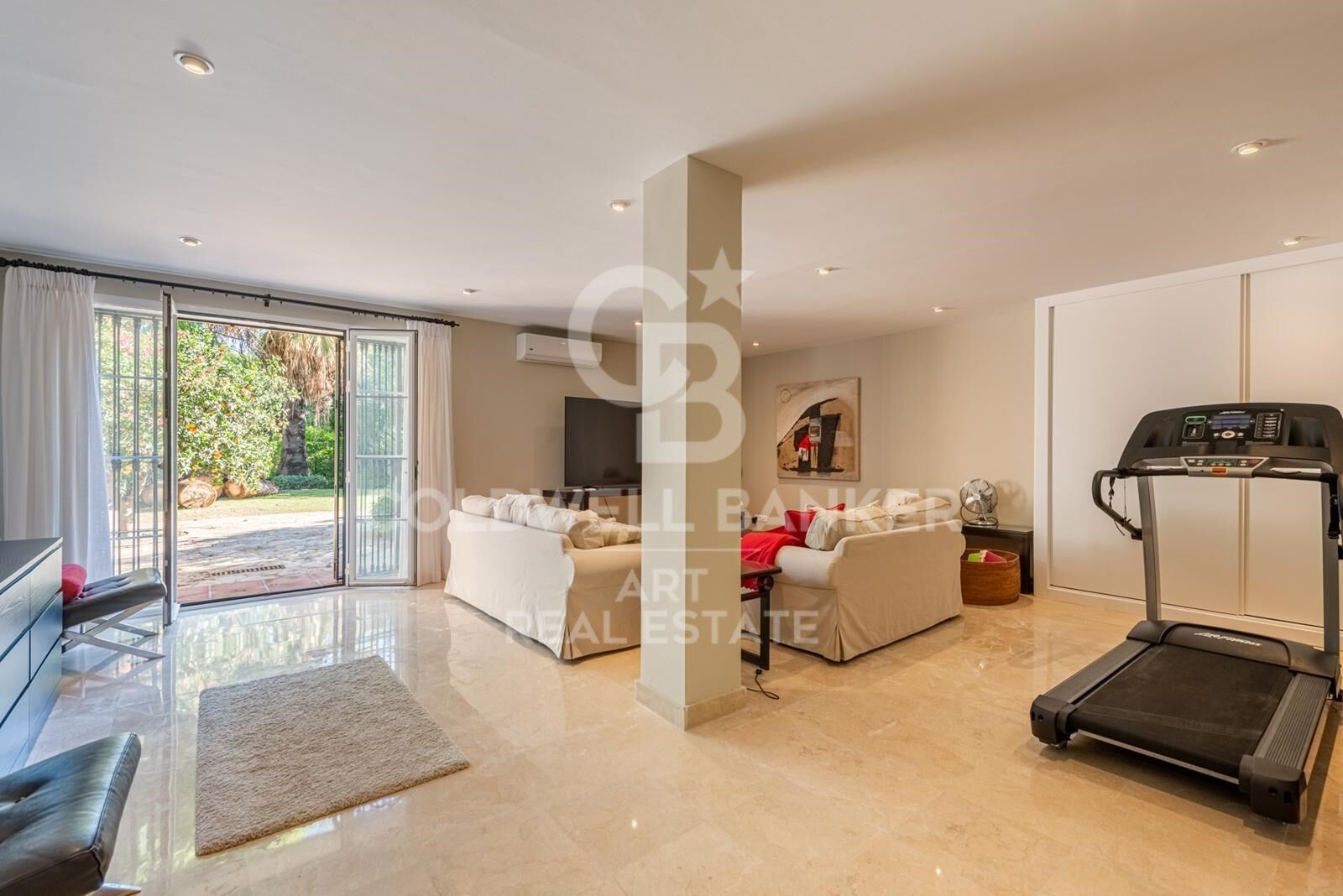 Elegant Andalusian-style villa in Vega del Colorado, Benahavís