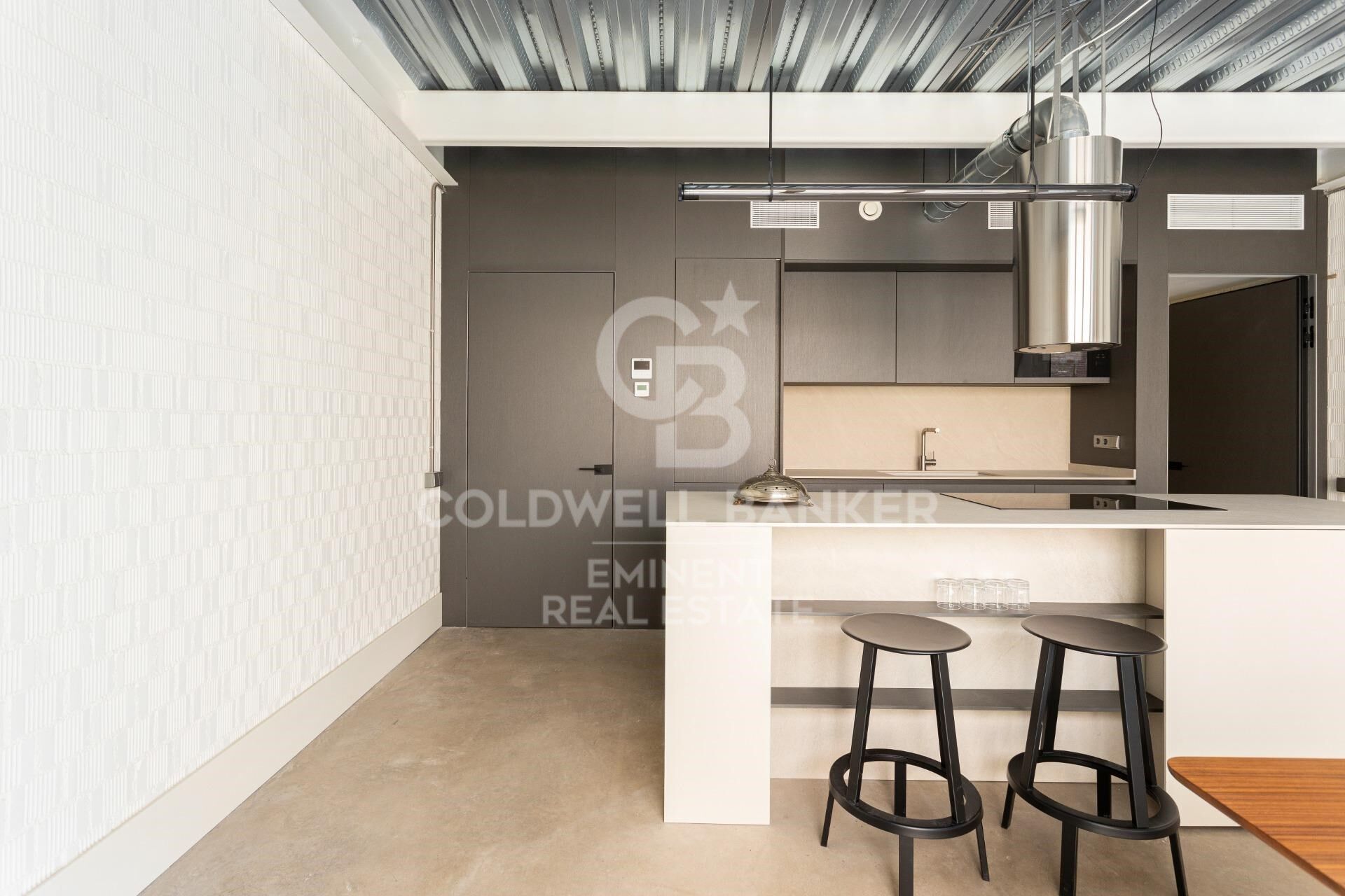 A08_ New-build triplex with communal swimming pool _ Can Ricart in Nave A
