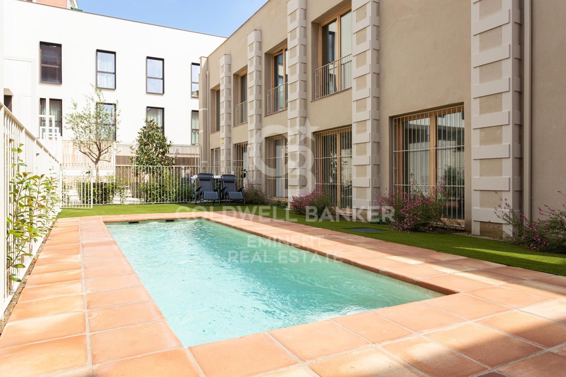 A08_ New-build triplex with communal swimming pool _ Can Ricart in Nave A