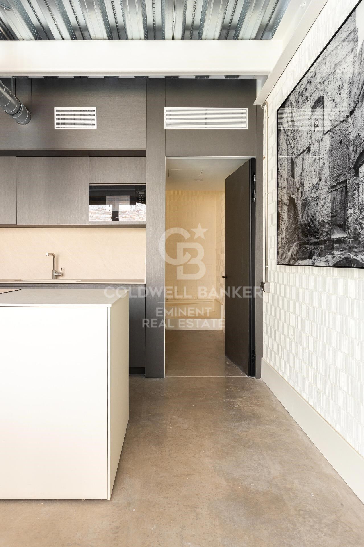 A08_ New-build triplex with communal swimming pool _ Can Ricart in Nave A