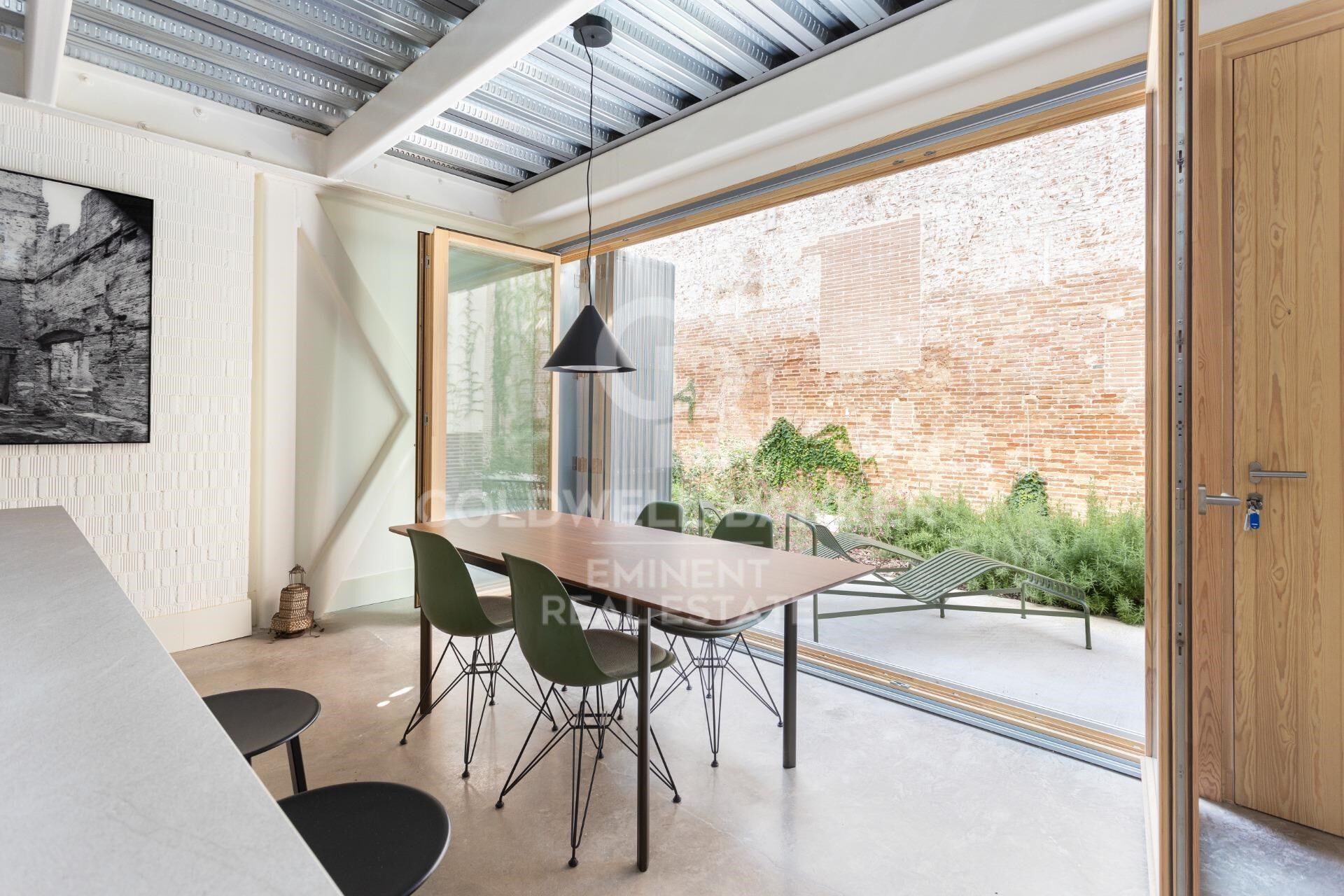 A08_ New-build triplex with communal swimming pool _ Can Ricart in Nave A