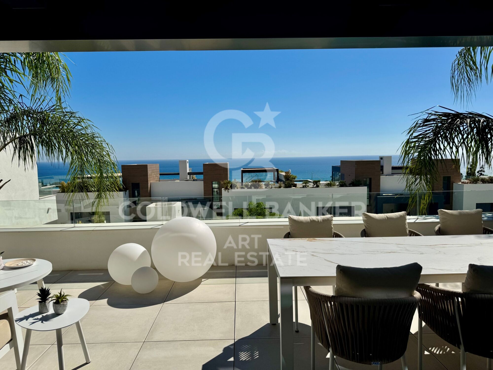Ático moderno con vistas al mar y piscina privada en la azotea - Cabopino, Marbella