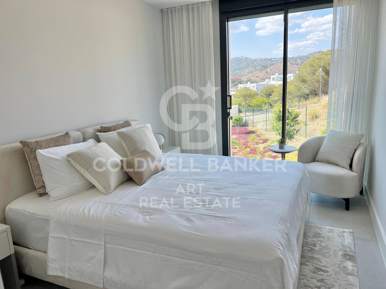 Ático moderno con vistas al mar y piscina privada en la azotea - Cabopino, Marbella
