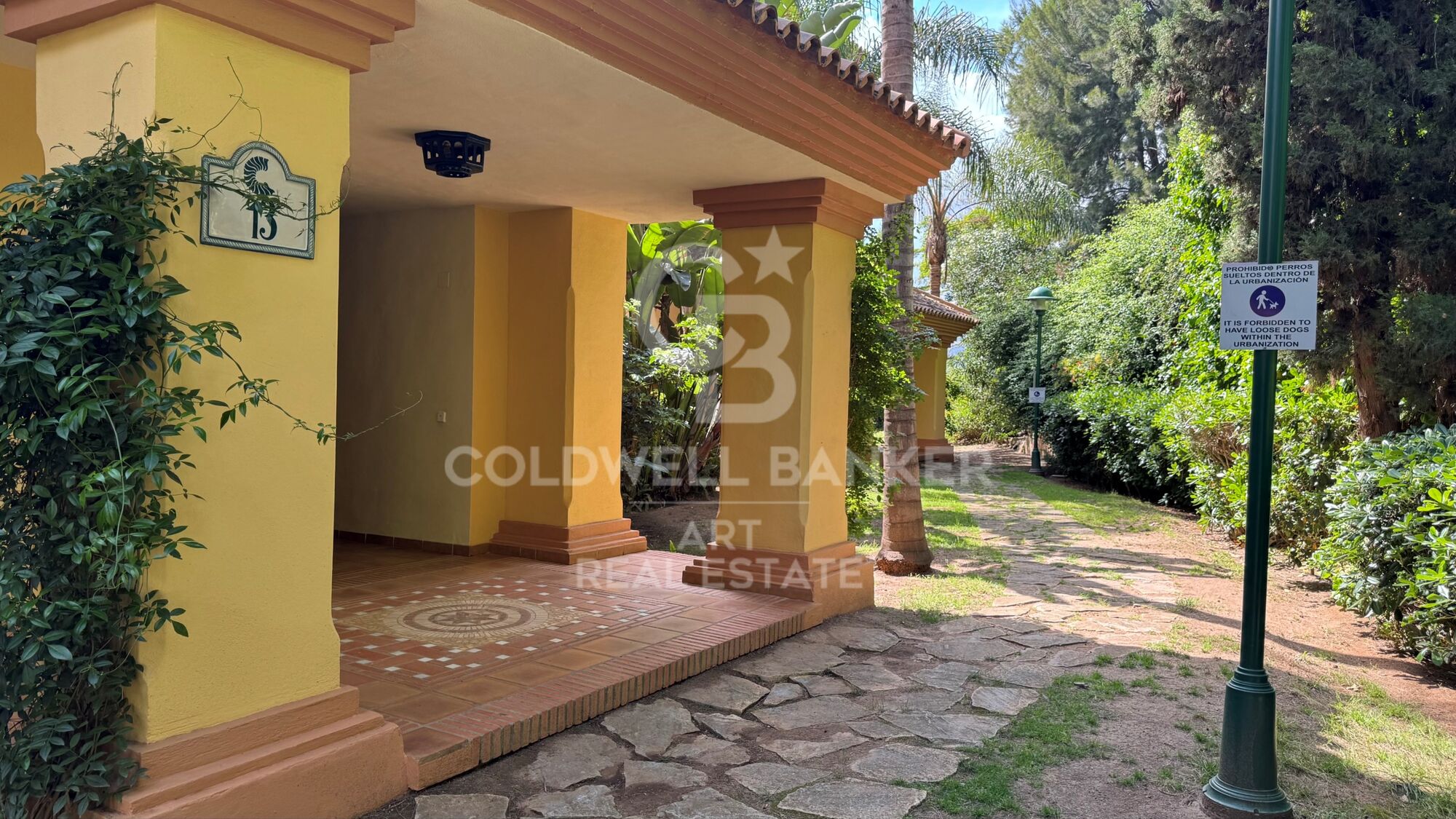 Elegante Erdgeschosswohnung mit Meerblick, Nueva Andalucía, Marbella