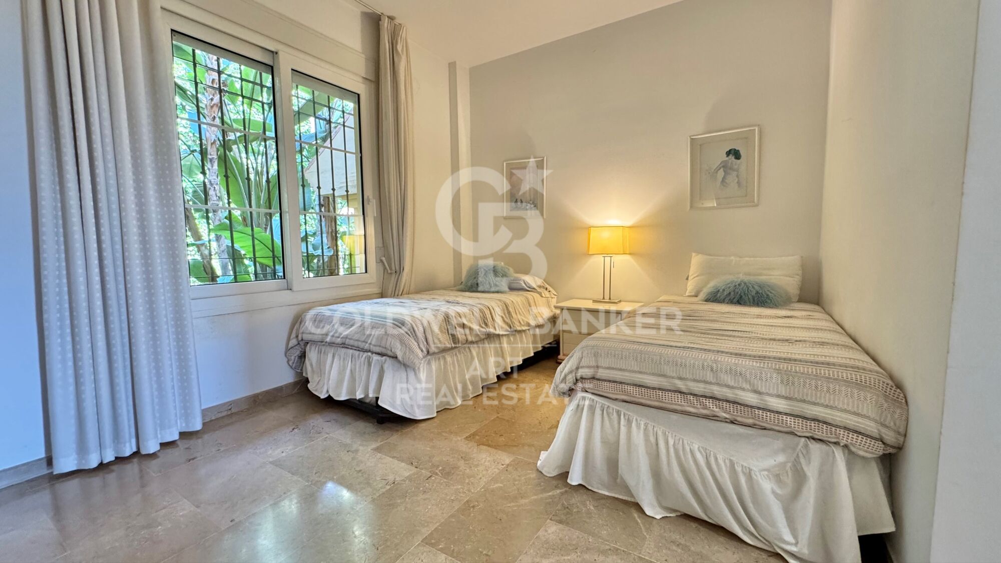 Appartement élégant en rez-de-chaussée avec vue sur mer, Nueva Andalucía, Marbella