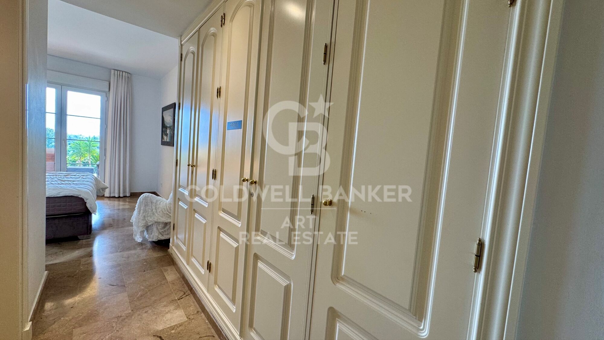 Elegante Erdgeschosswohnung mit Meerblick, Nueva Andalucía, Marbella