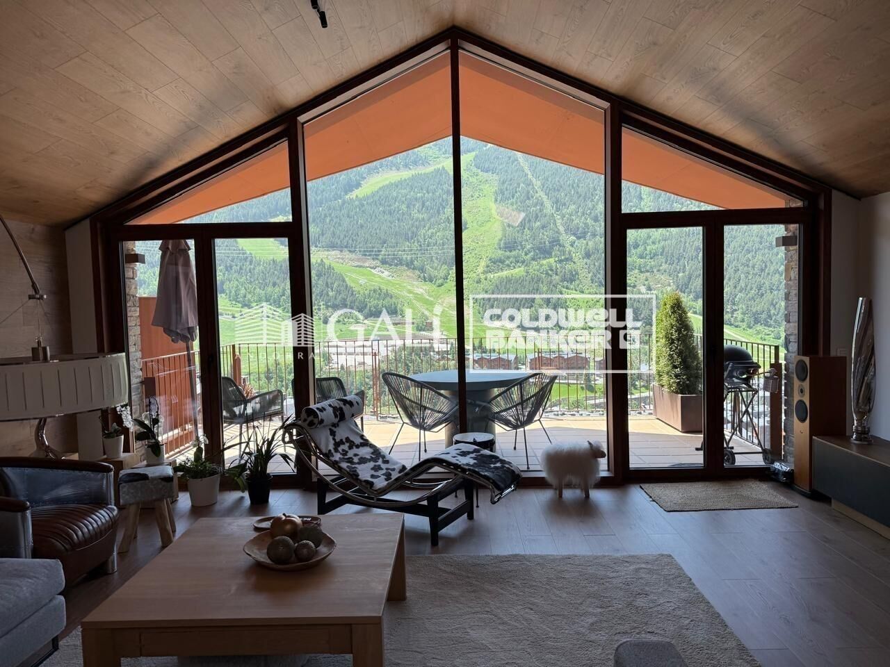 House 4 Bedrooms Sale Canillo
