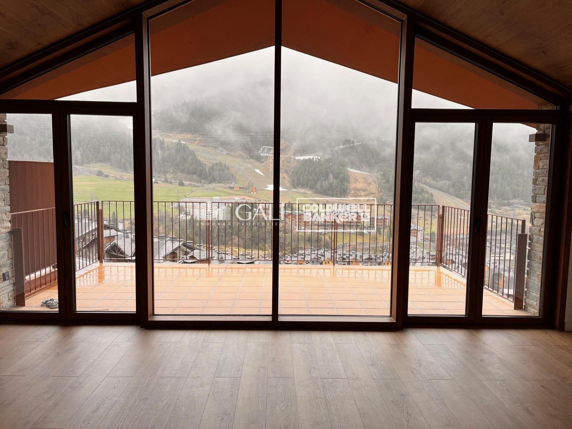 House 4 Bedrooms Sale Canillo