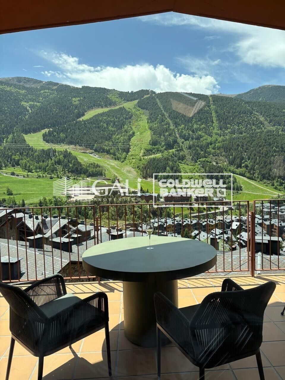 House 4 Bedrooms Sale Canillo