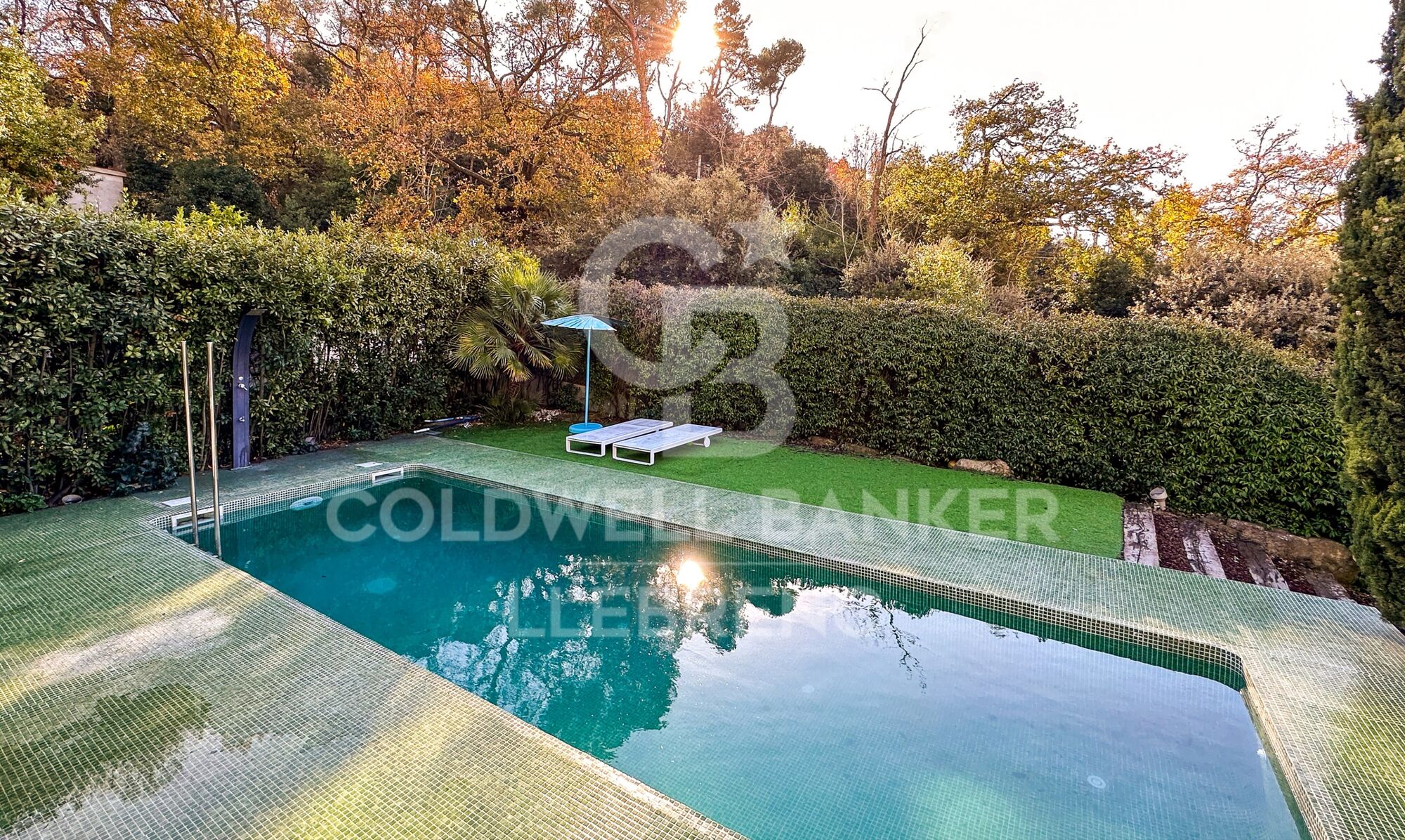 Espectacular casa en venta en Vallvidrera con piscina