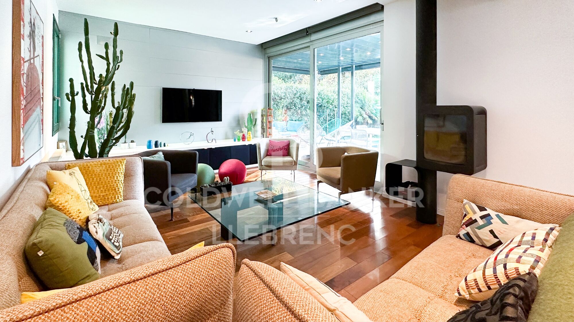 Espectacular casa en venta en Vallvidrera con piscina