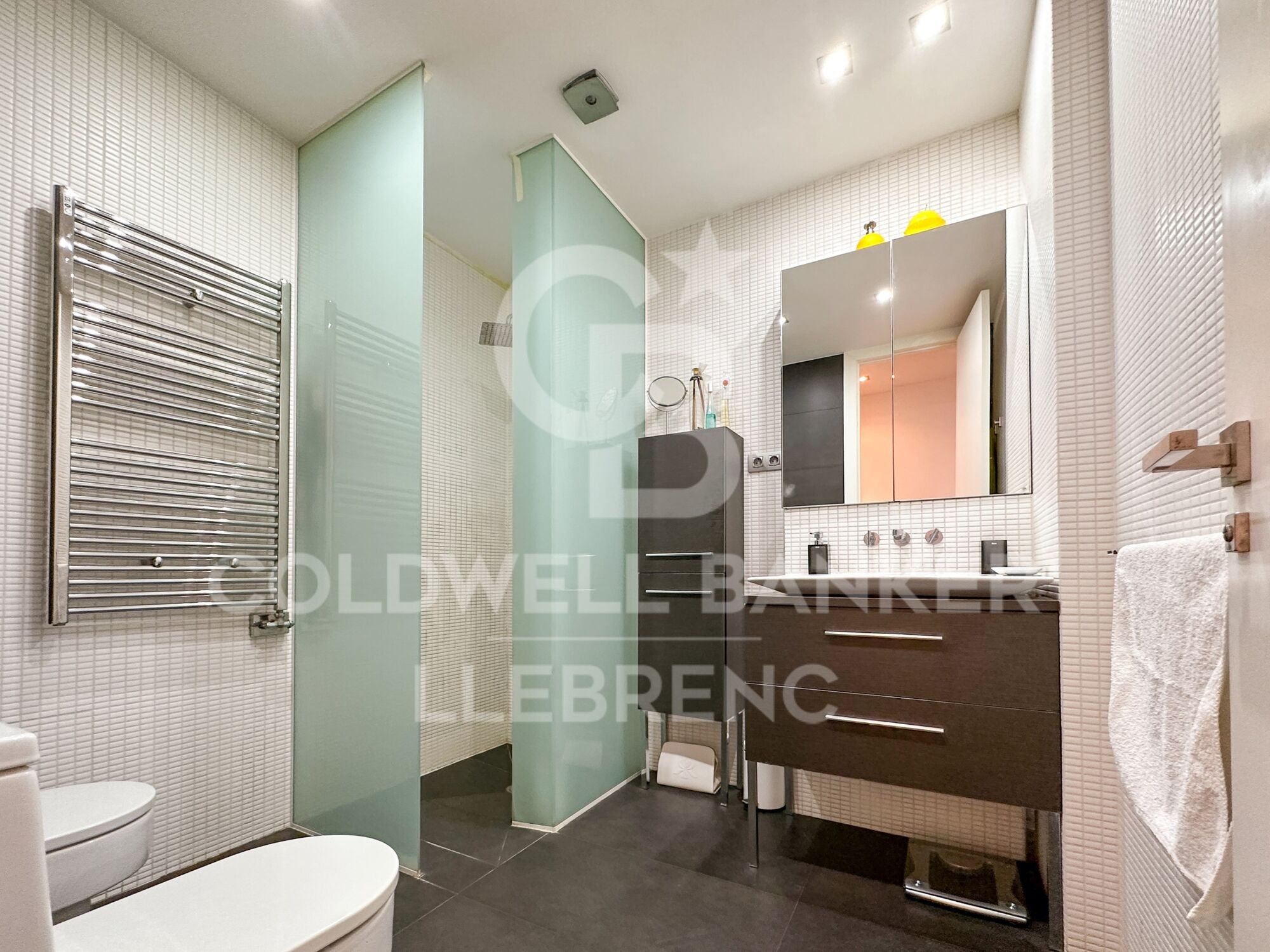 Espectacular casa en venta en Vallvidrera con piscina