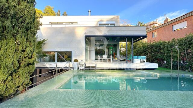 Spectacular house for sale in Vallvidrera with pool