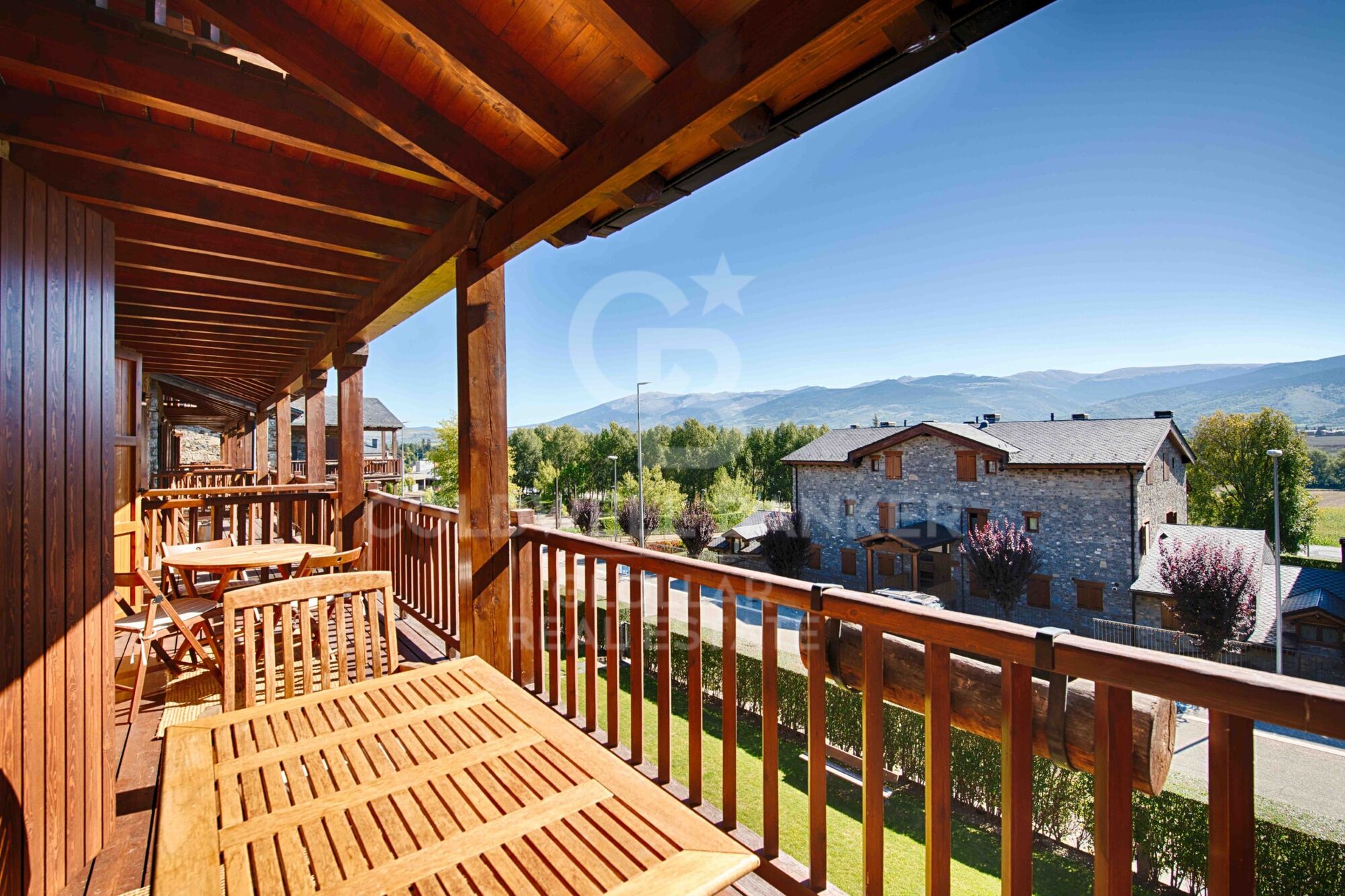 Apartment 4 Bedrooms Sale Puigcerdà