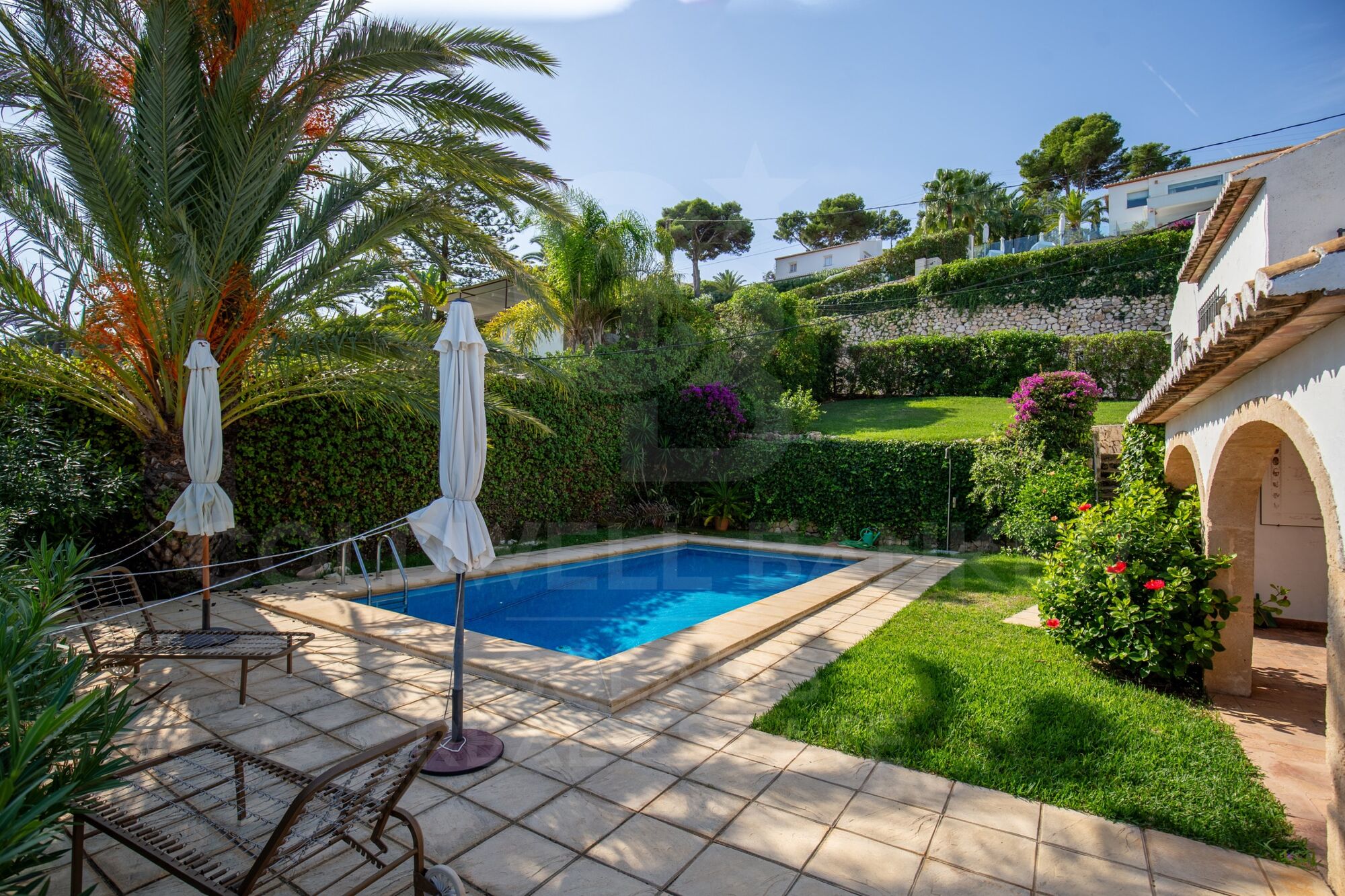 Villa in Tosalet with sea views