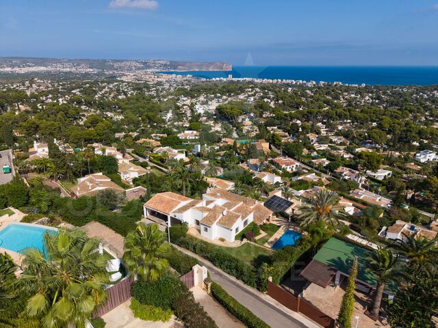 Villa en Tosalet con vistas al mar