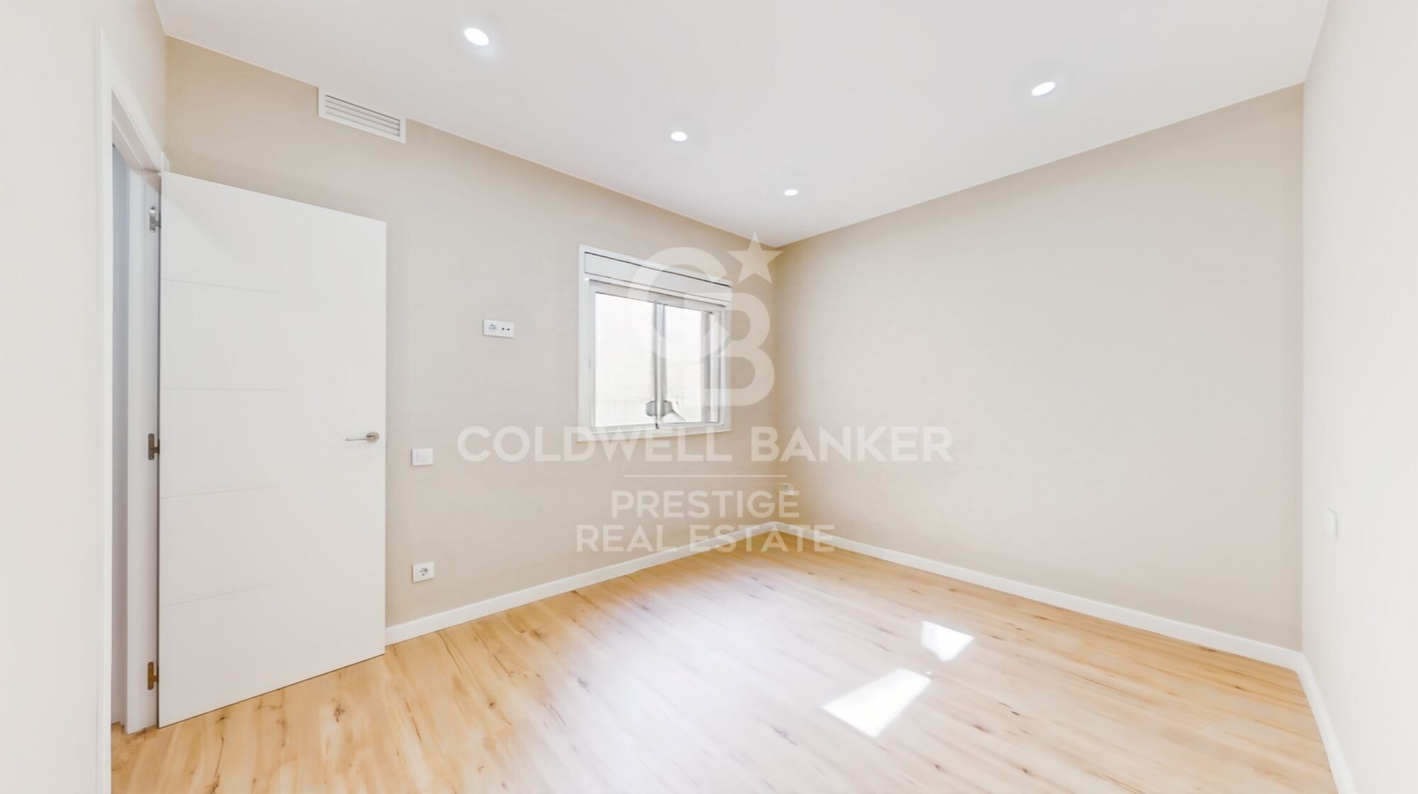 Wohnung mit Balkon in El Camp de l'Arpa del Clot, Barcelona