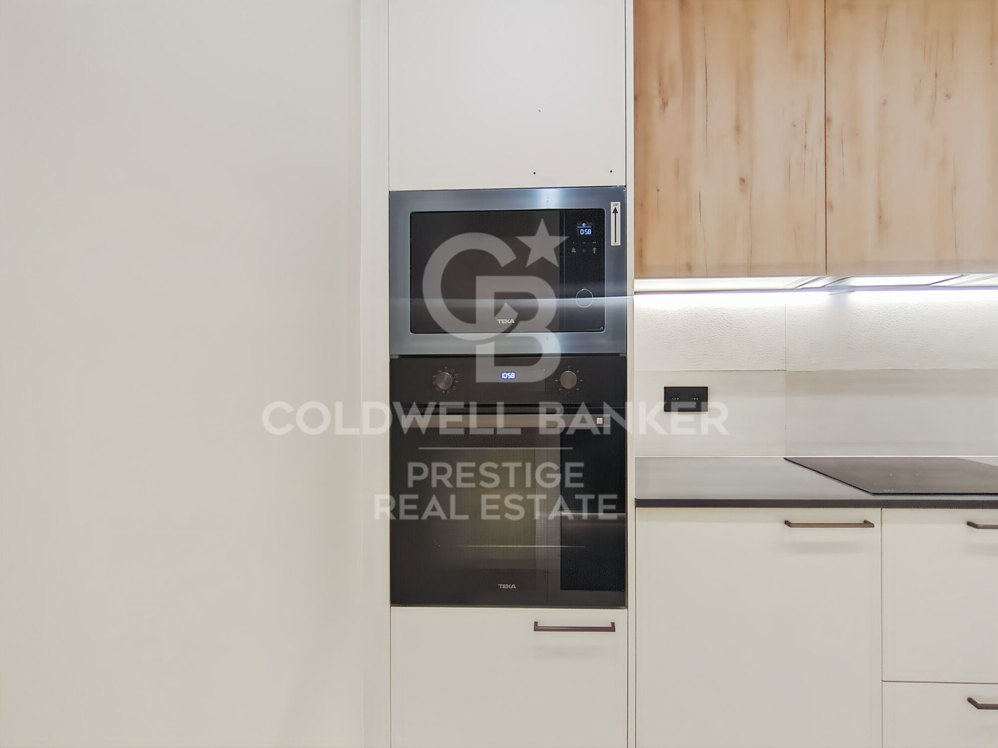 Wohnung mit Balkon in El Camp de l'Arpa del Clot, Barcelona