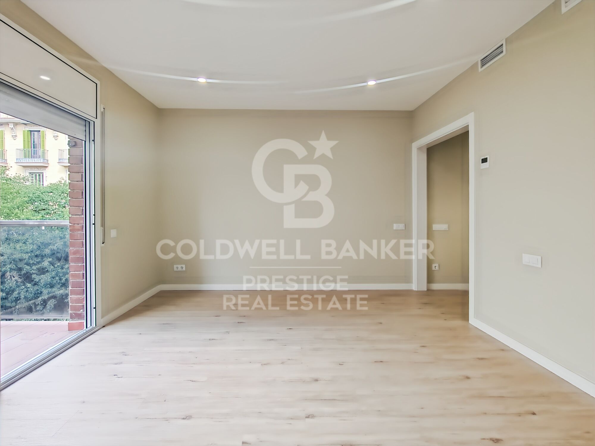 Wohnung mit Balkon in El Camp de l'Arpa del Clot, Barcelona