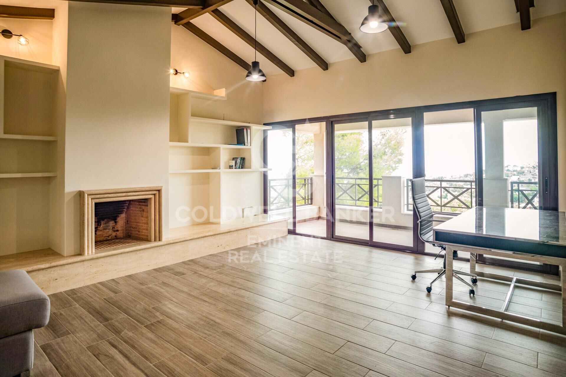 Chalet 9 Bedrooms Sale Castelldefels