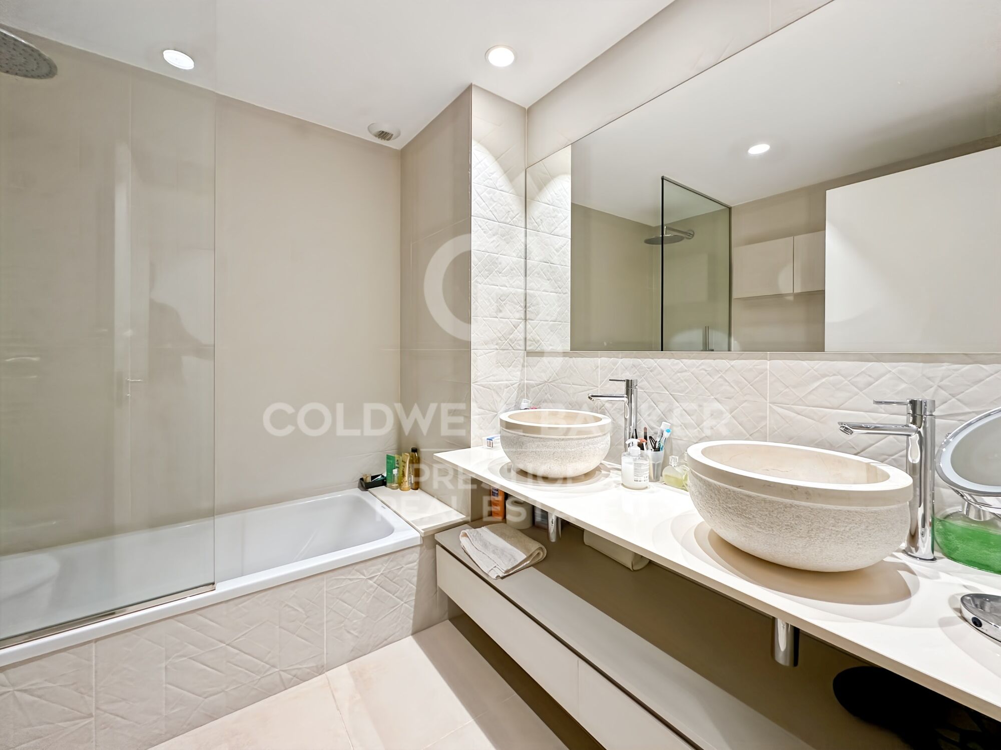Exclusiva vivienda con espectacular terraza en el corazón del Eixample Derecho, Barcelona