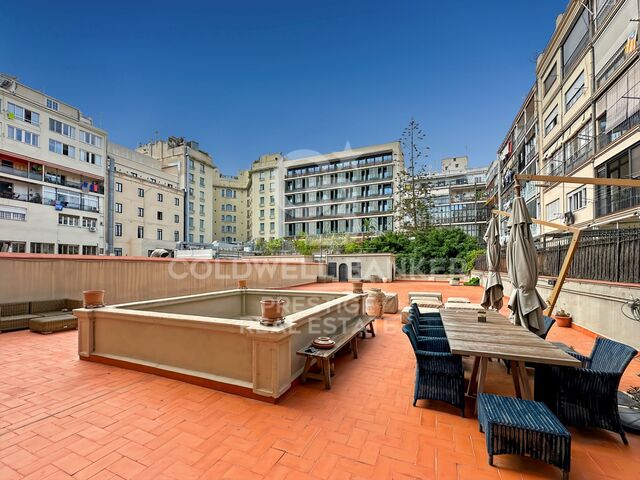 Exklusive Wohnung mit spektakulärer 374 m² Terrasse im Herzen des rechten Eixample-Viertels, Barcelona