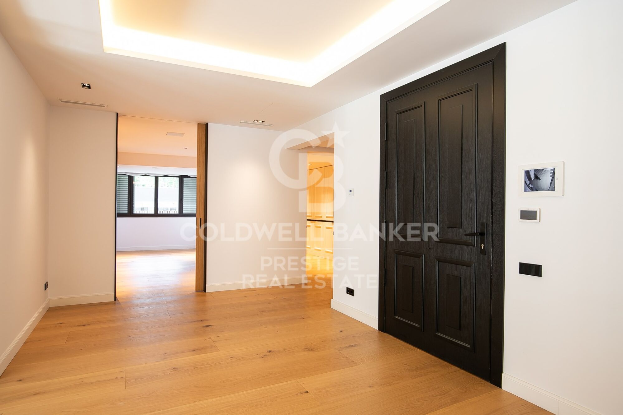 Impressive luxury apartment in the Turó Park area.