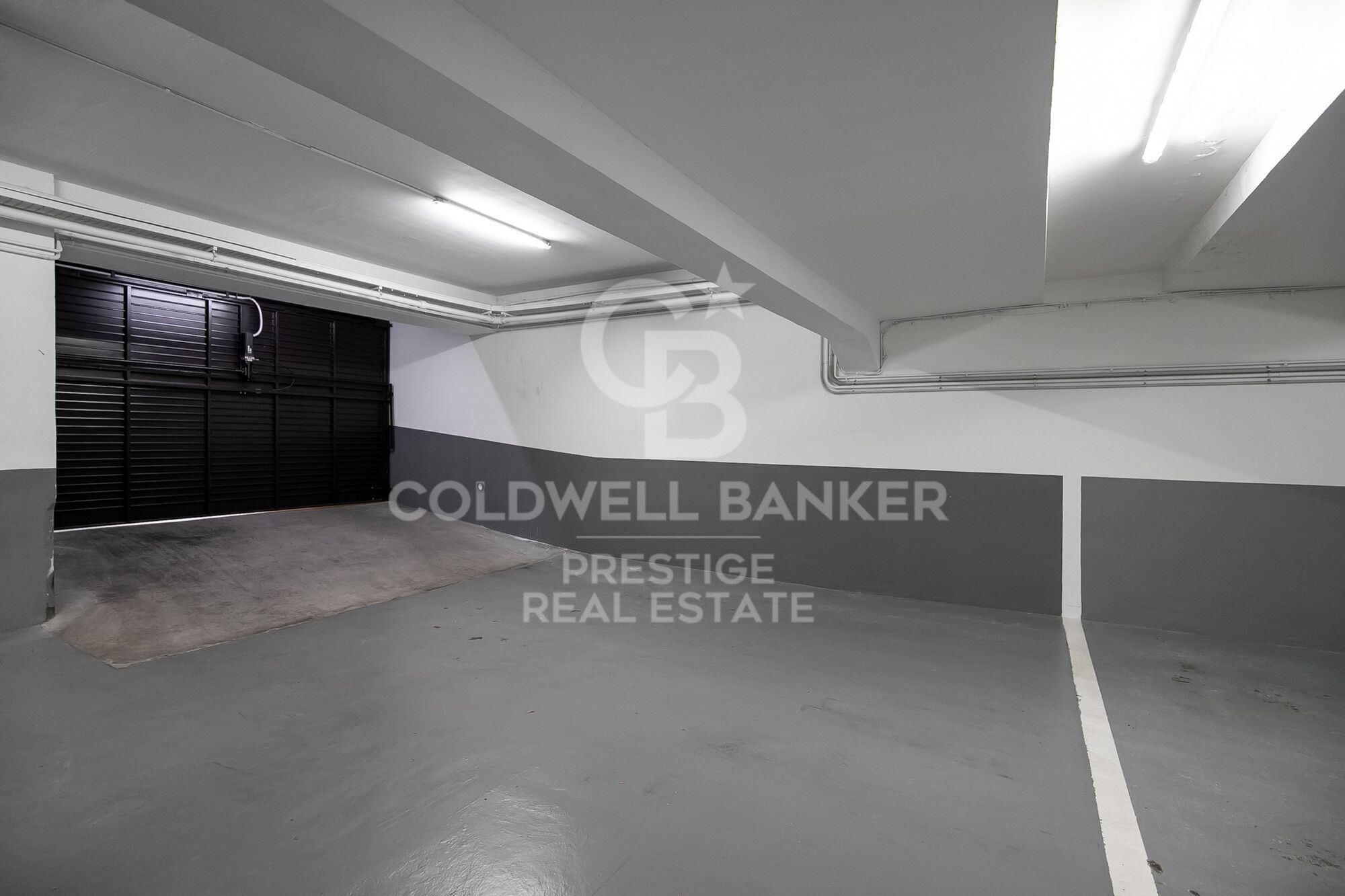 Impressive luxury apartment in the Turó Park area.