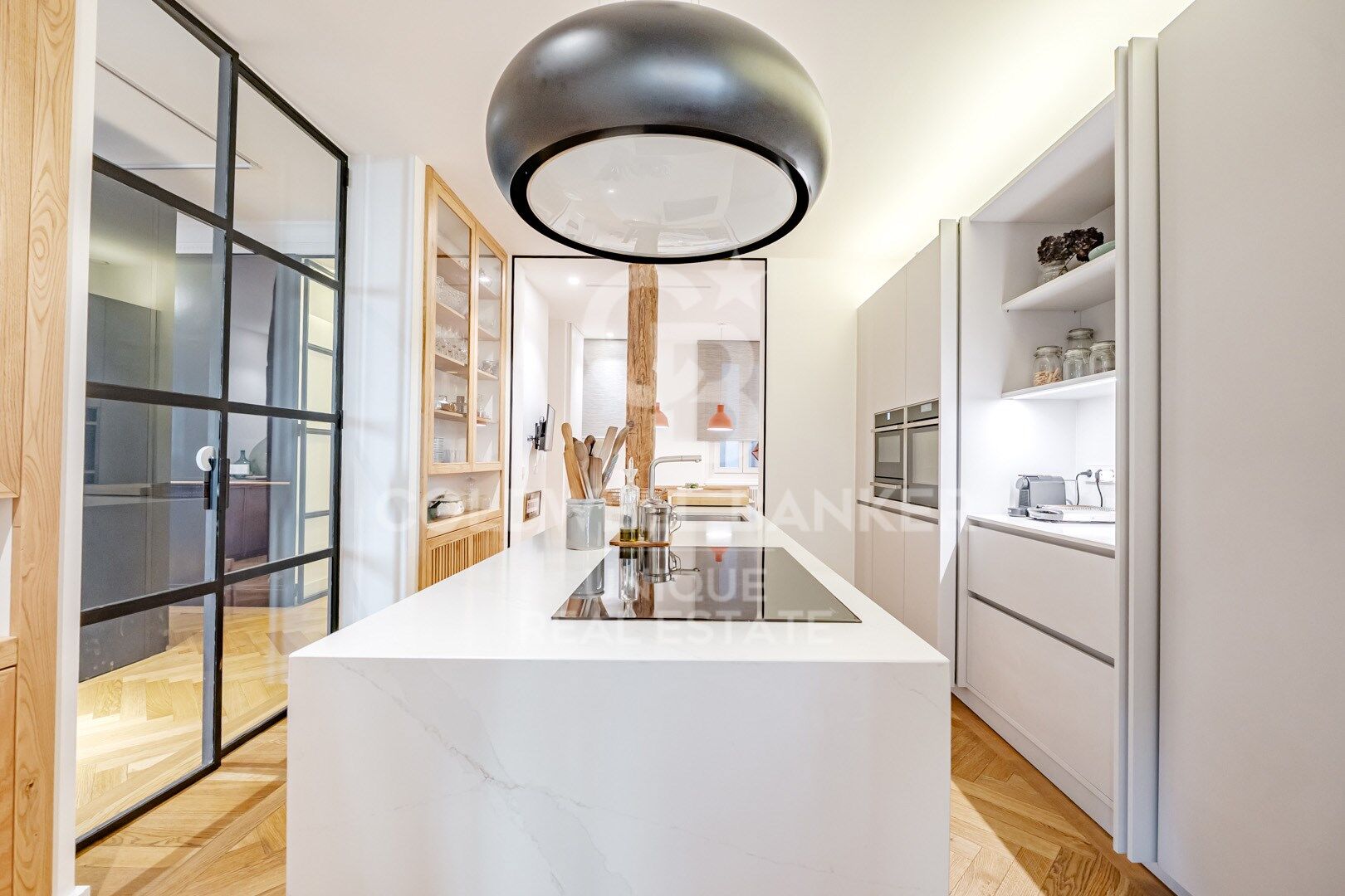 Exklusiv renovierte Wohnung im Herzen des Barrio de Justicia in Madrid