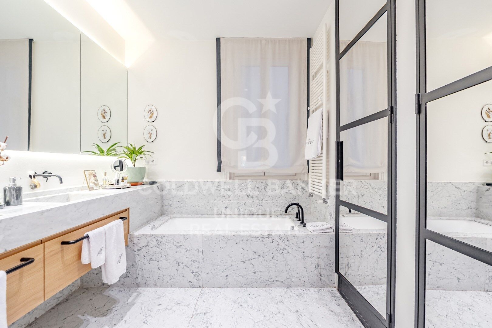 Appartement rénové exclusif au cur du Barrio de Justicia, à Madrid