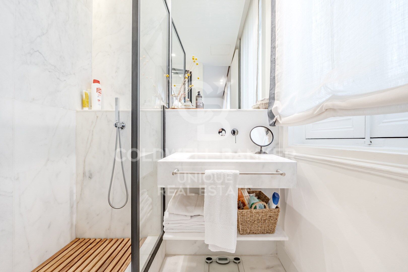 Exklusiv renovierte Wohnung im Herzen des Barrio de Justicia in Madrid