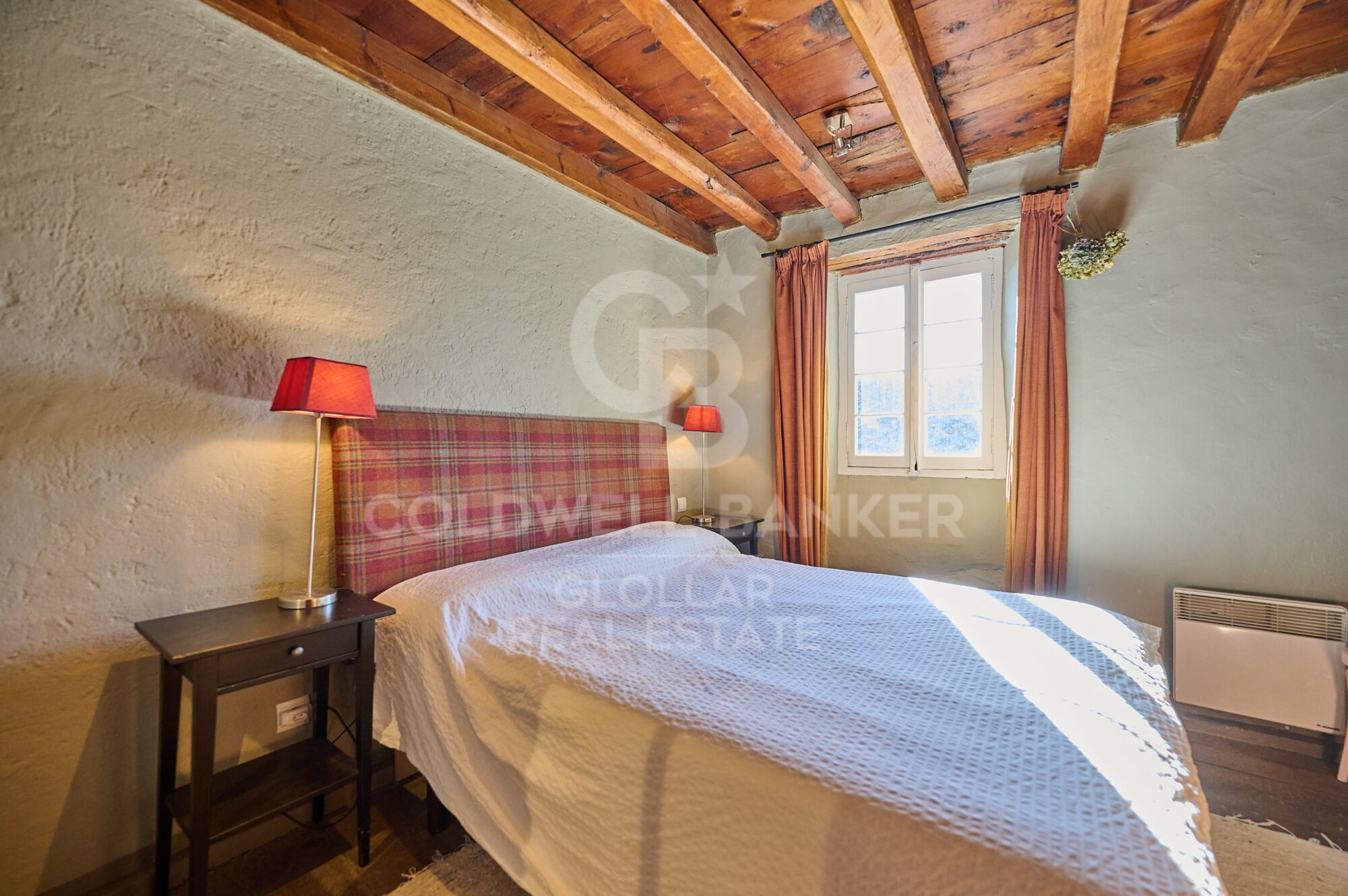 Village house Sale Ur