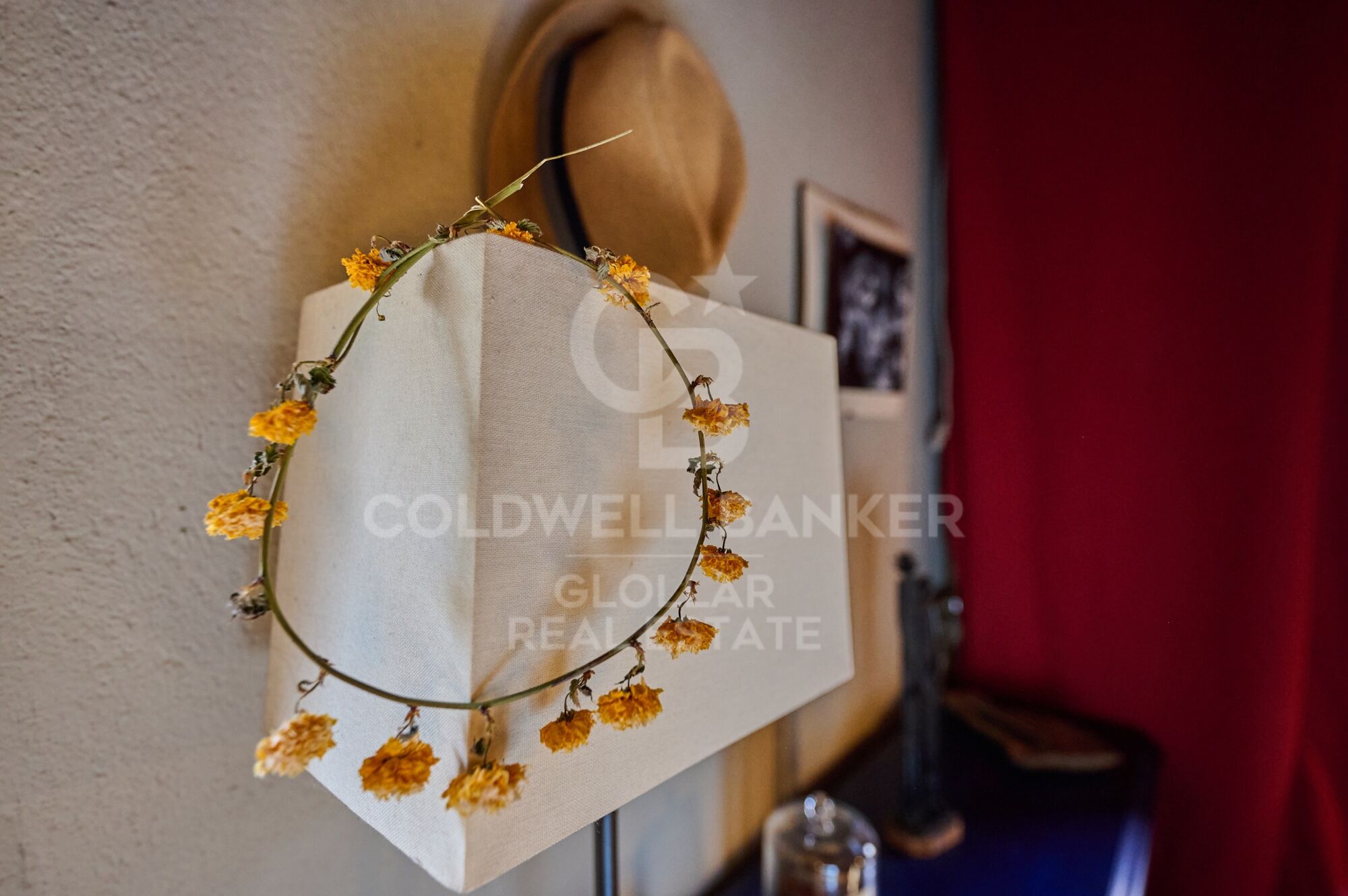 Casa de pueblo con encanto reformada en Ur