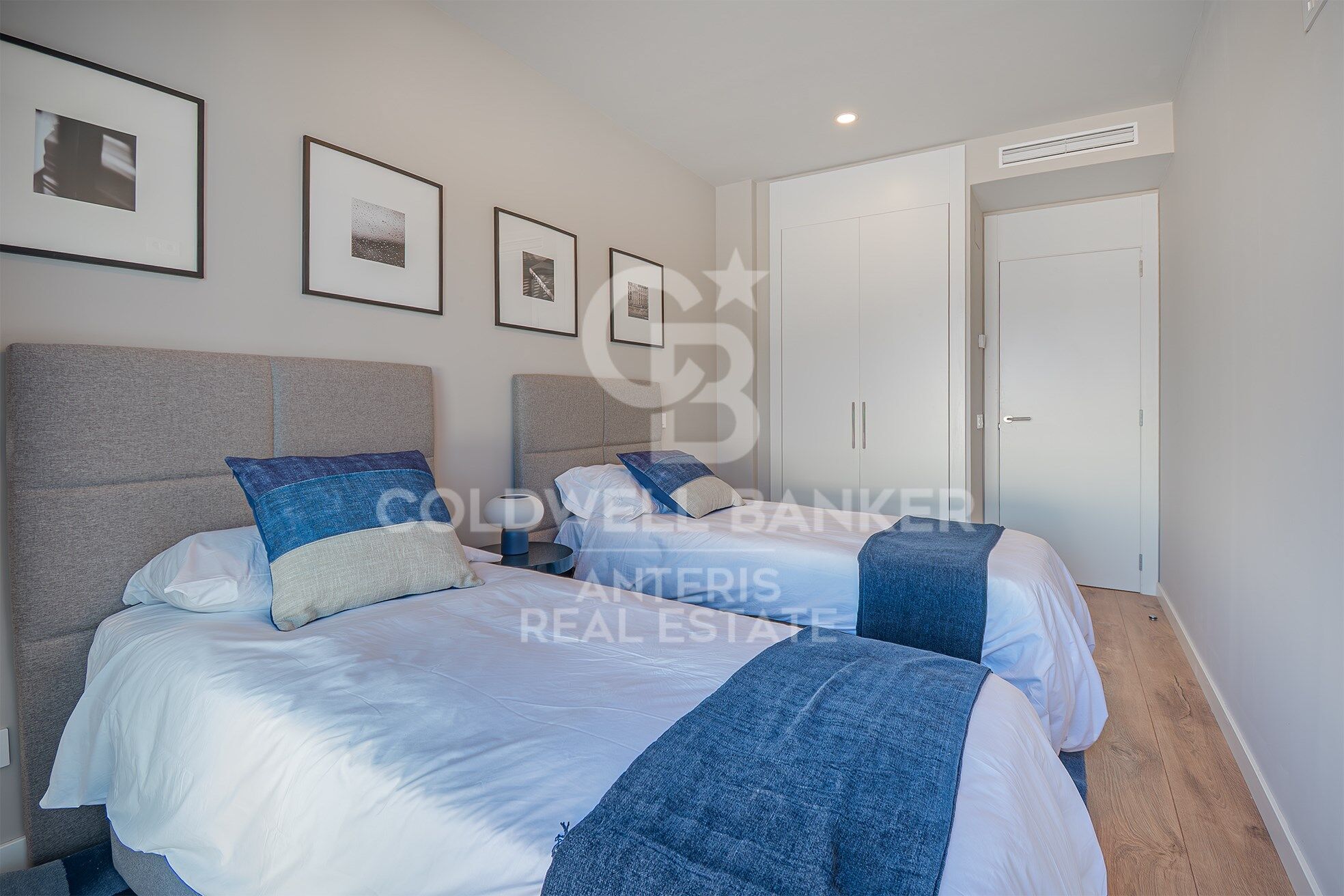 New development penthouse with parking, storage room, and communal swimming pool