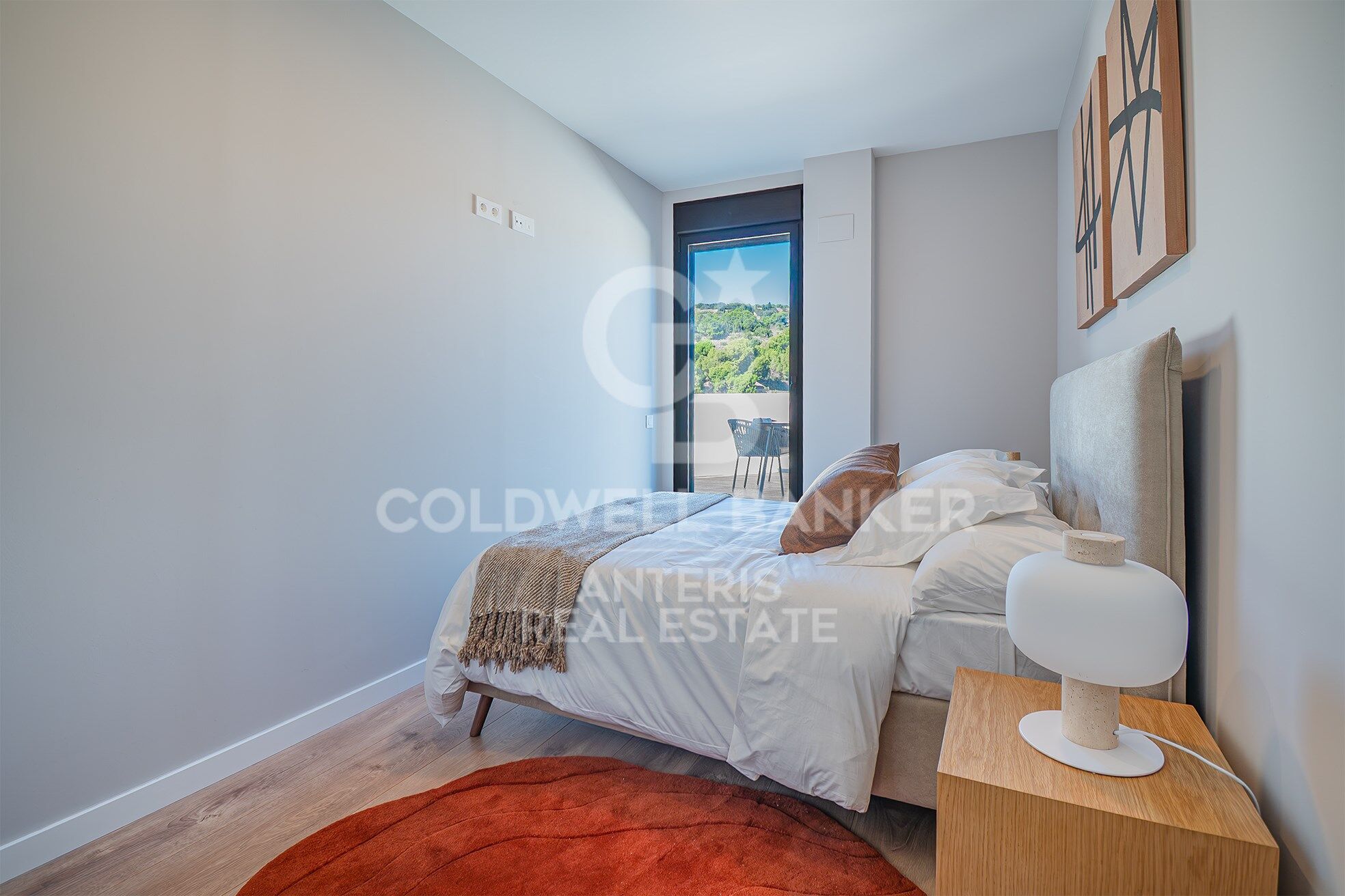 New development penthouse with parking, storage room, and communal swimming pool