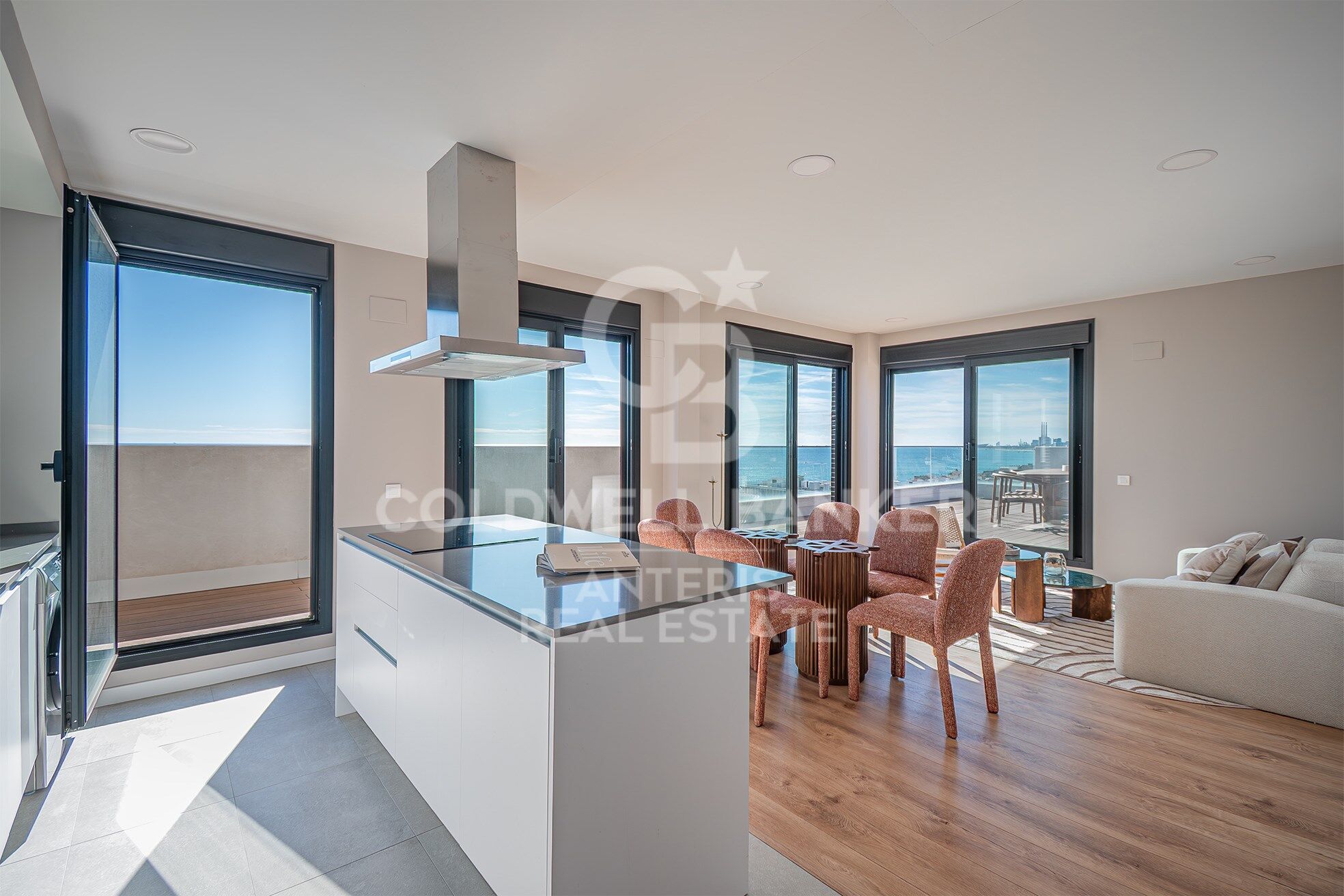 New development penthouse with parking, storage room, and communal swimming pool